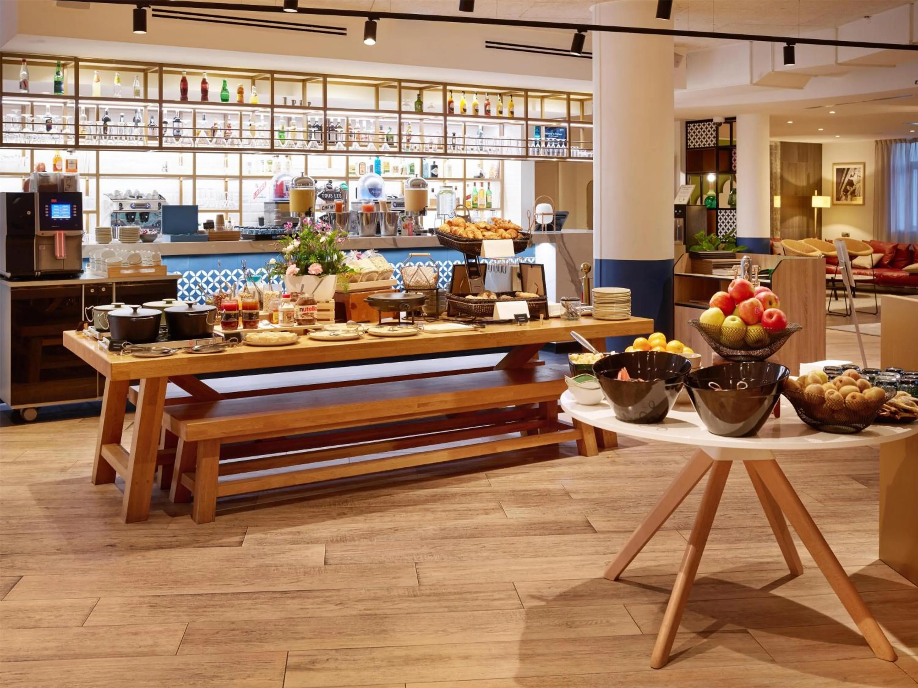 Breakfast in Radisson Hotel Aix En Provence