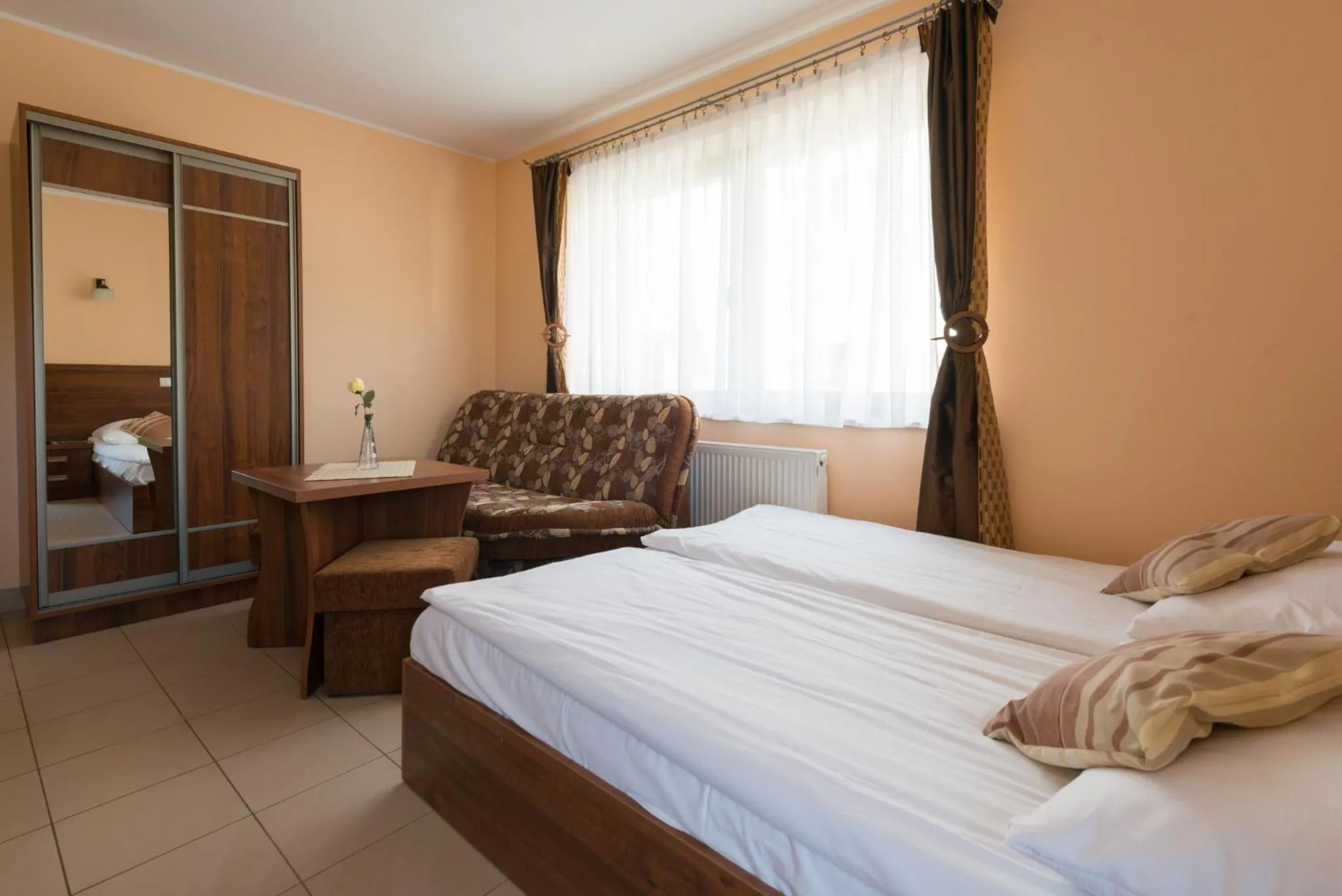 Photo of the whole room, Bed in Willa Czaruś