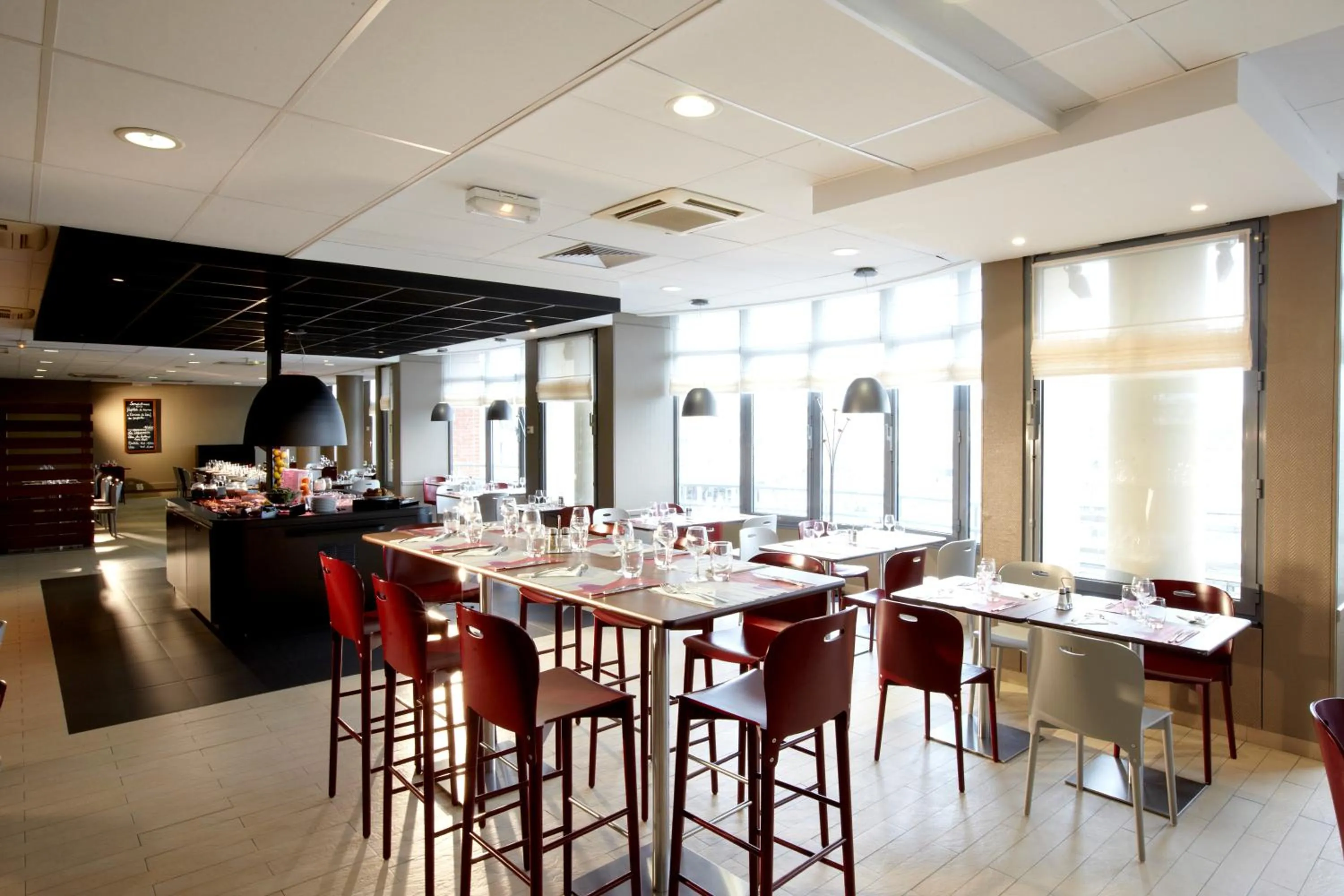 Restaurant/places to eat in Campanile Saint-Quentin-En-Yvelines