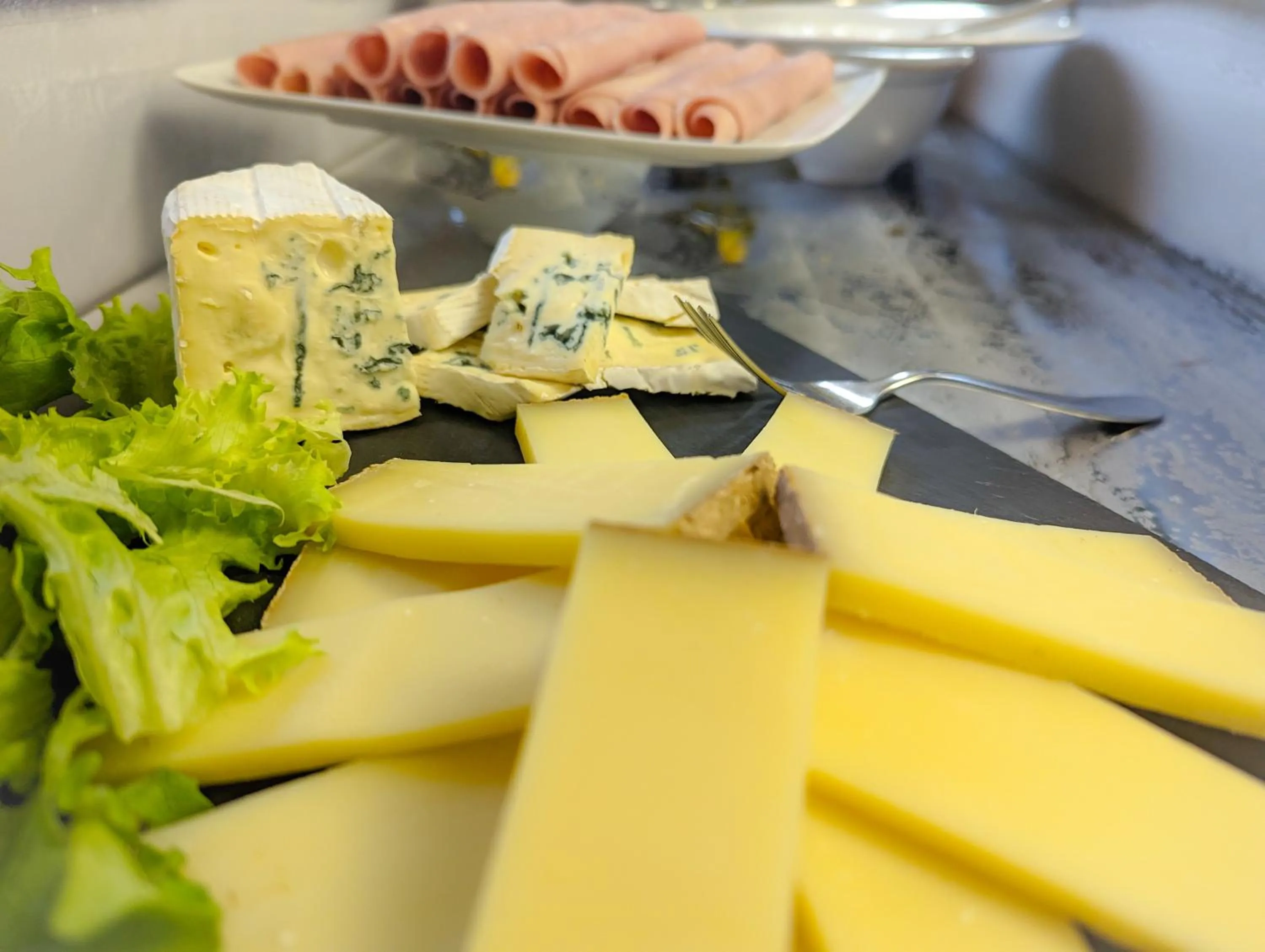 Restaurant/places to eat in KYRIAD LYON EST - Genas Eurexpo