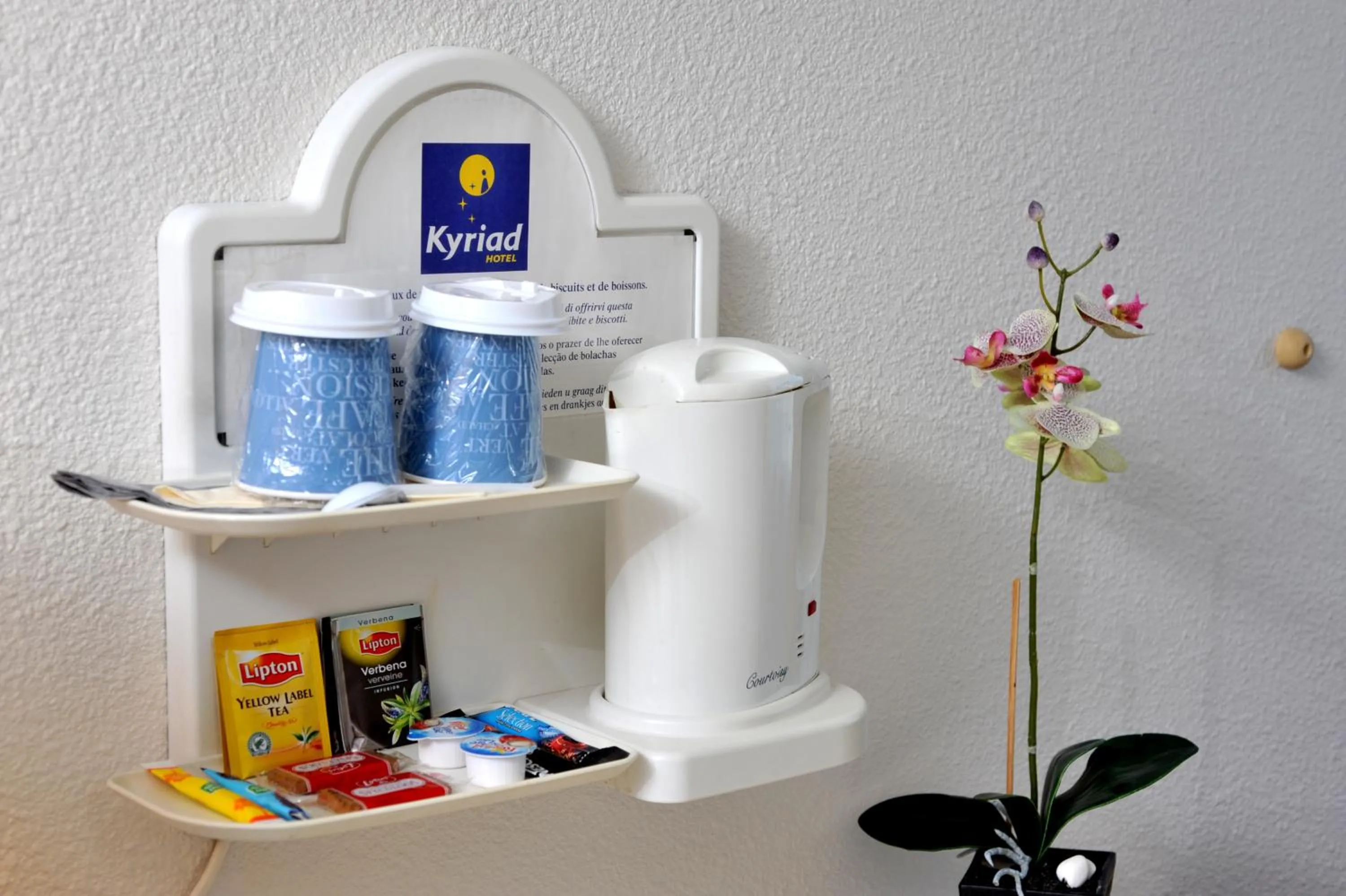 Coffee/tea facilities in Kyriad Annecy Cran-Gevrier