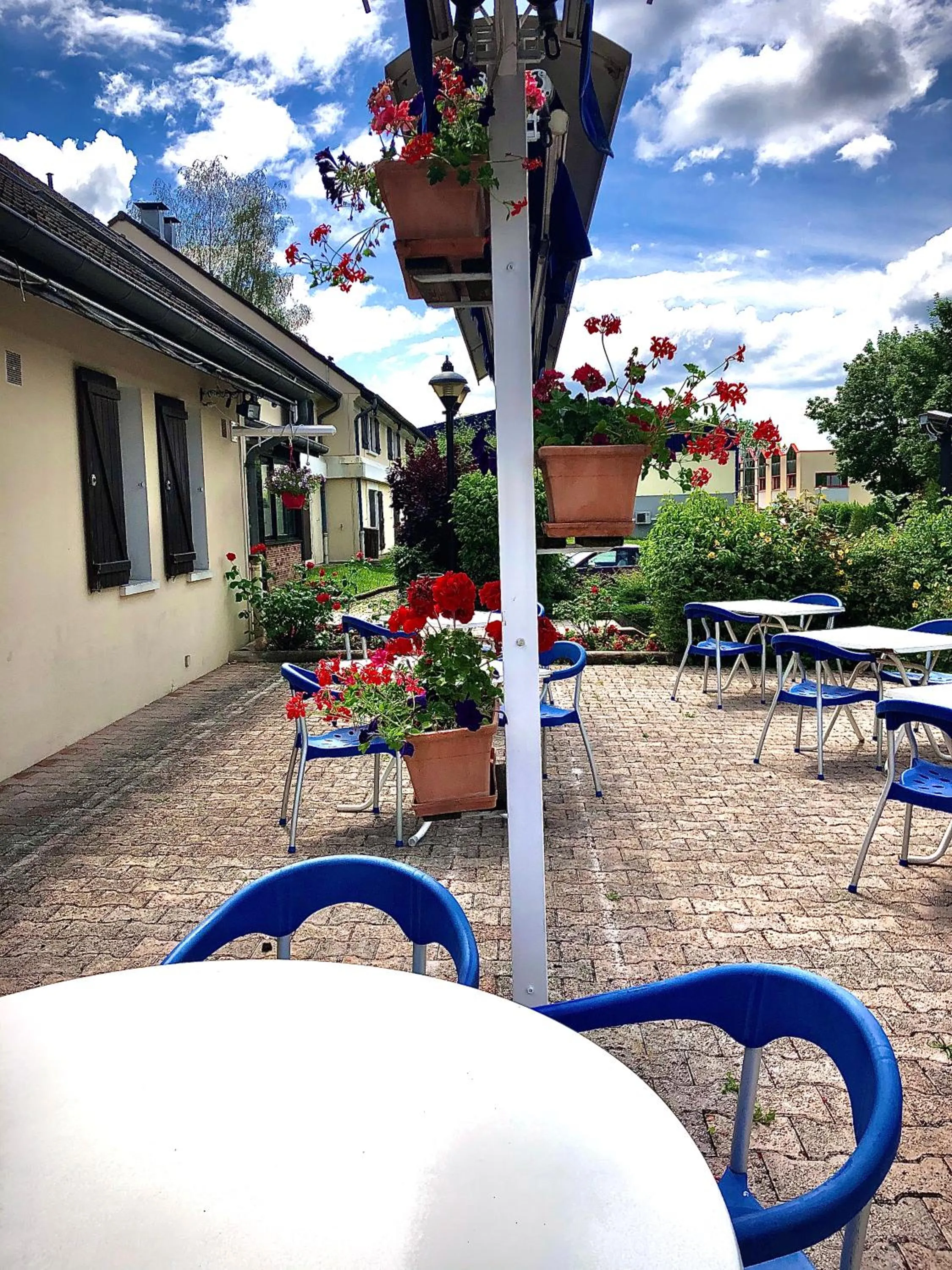 Patio in Kyriad Annecy Cran-Gevrier