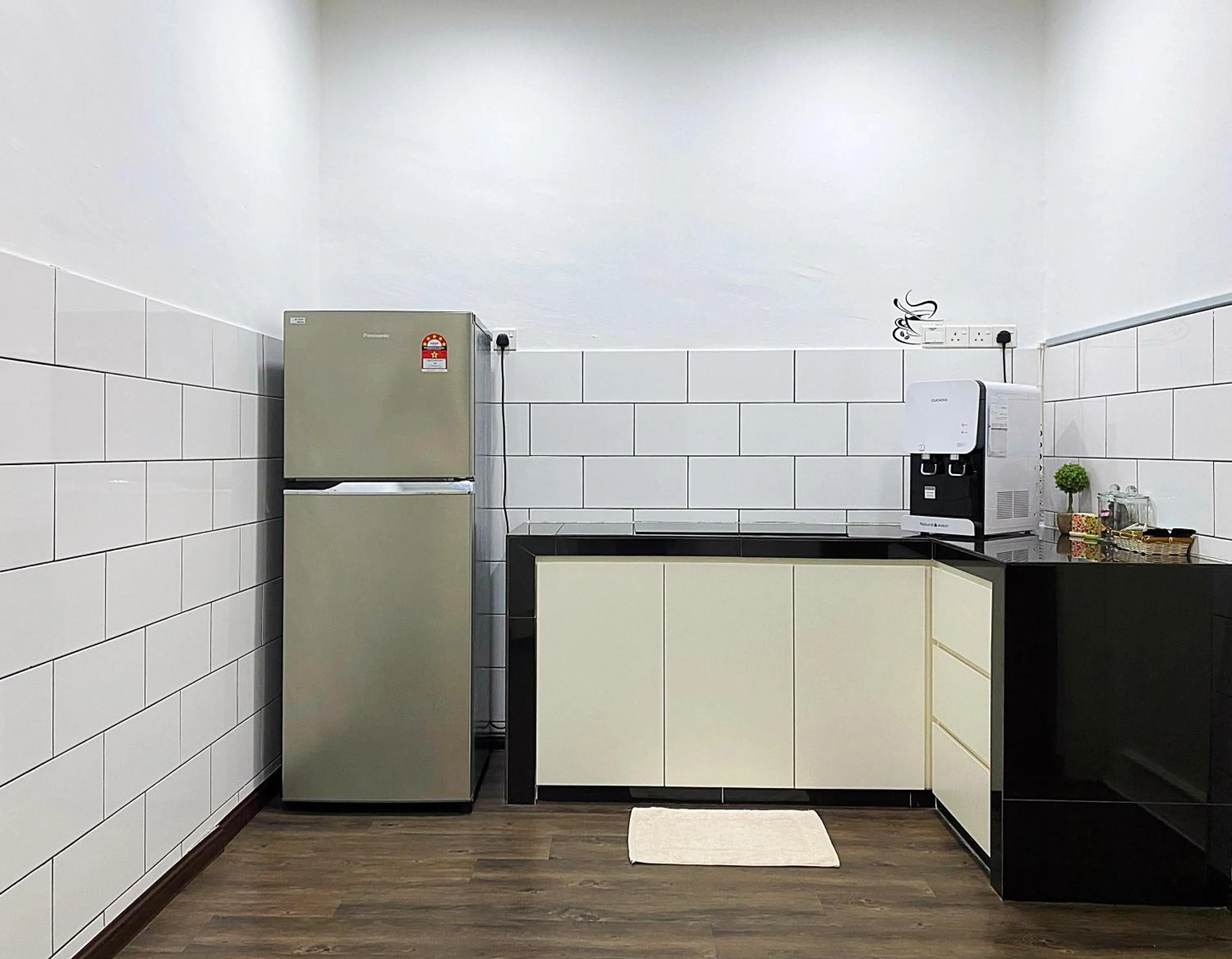 Coffee/tea facilities in Amadel Residence 爱媄德民宿 14