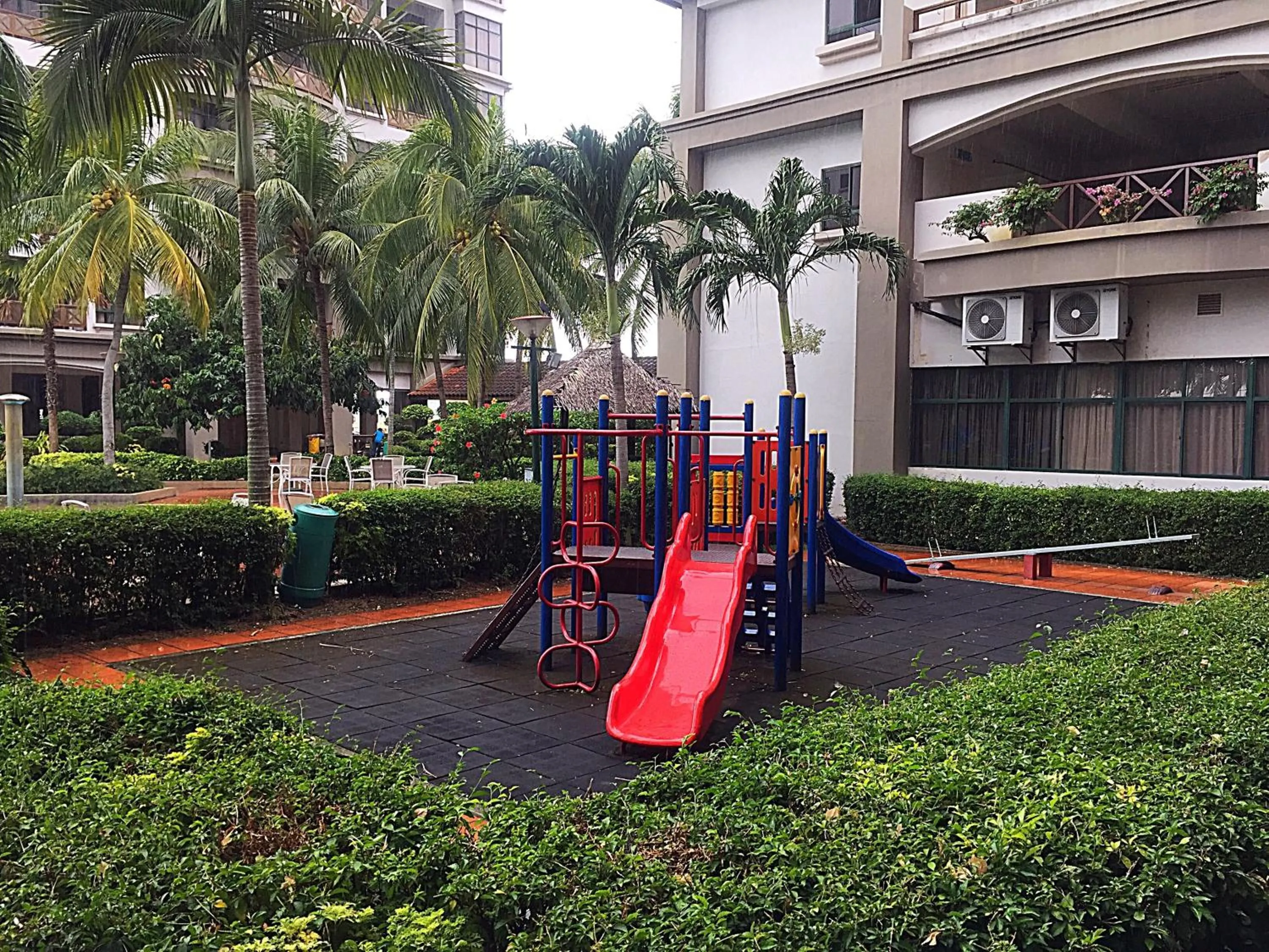Children play ground in Amadel Residence 爱媄德民宿 14