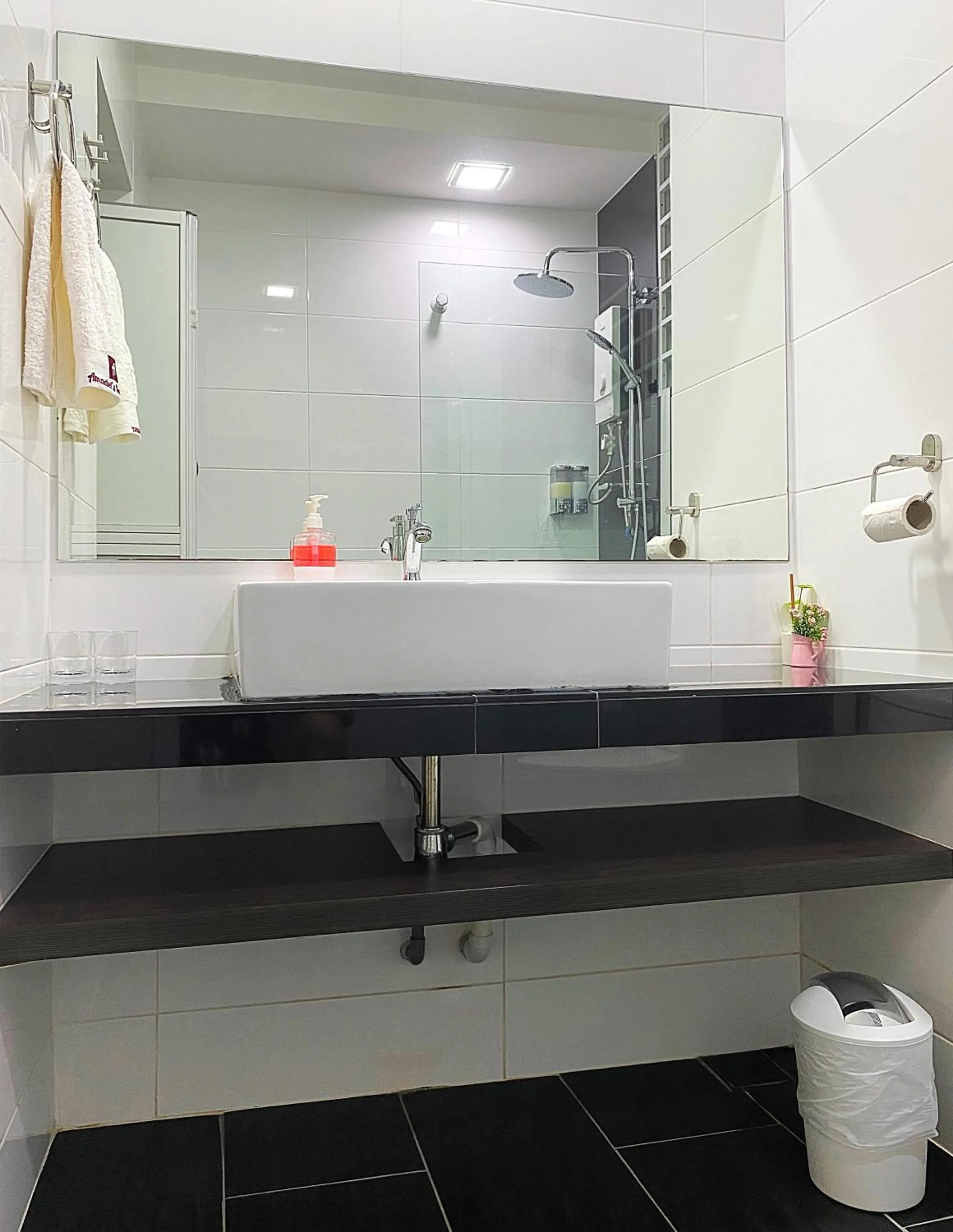 Bathroom in Amadel Residence 爱媄德民宿 14