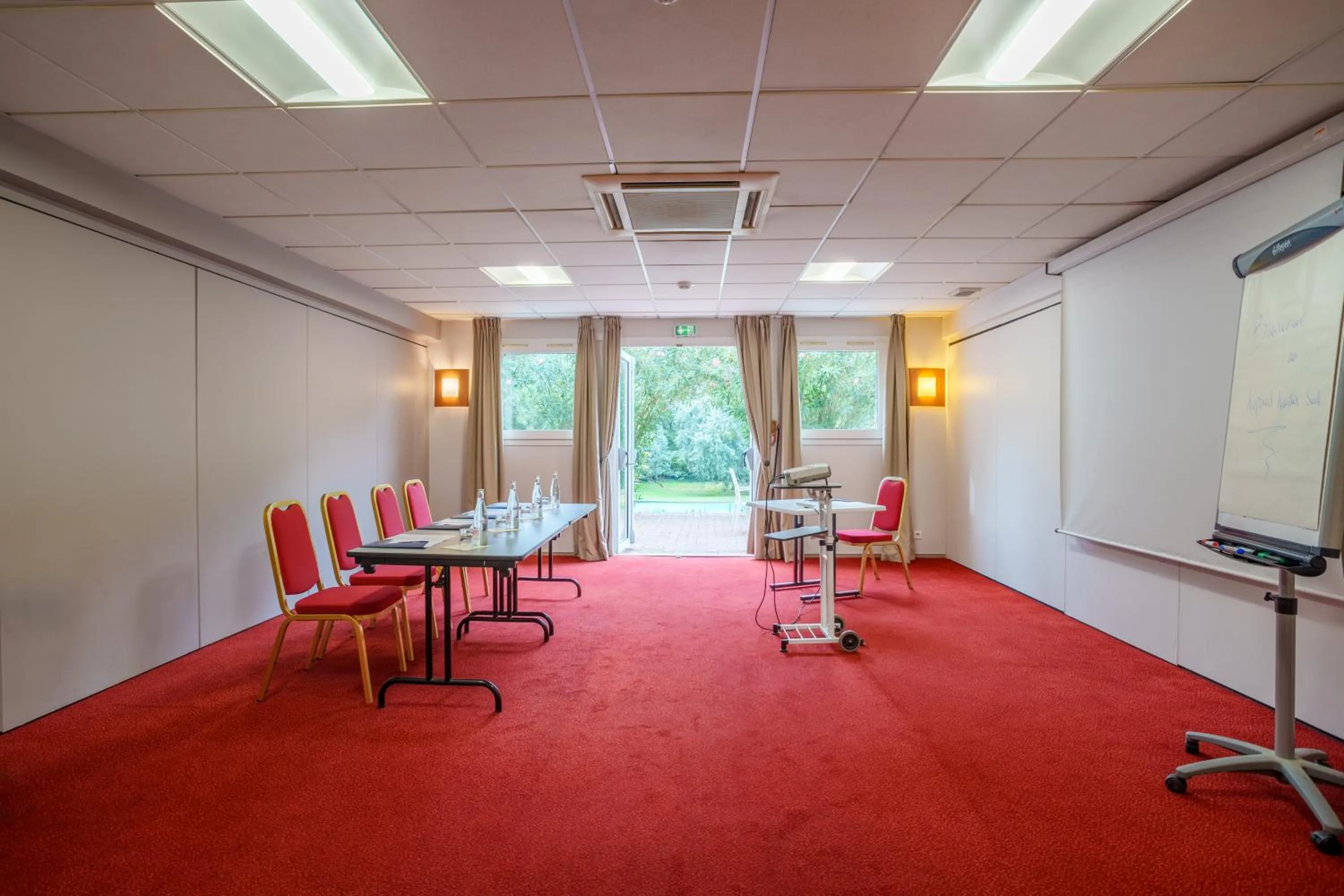 Business facilities in Kyriad Nantes Sud - Bouaye Aéroport