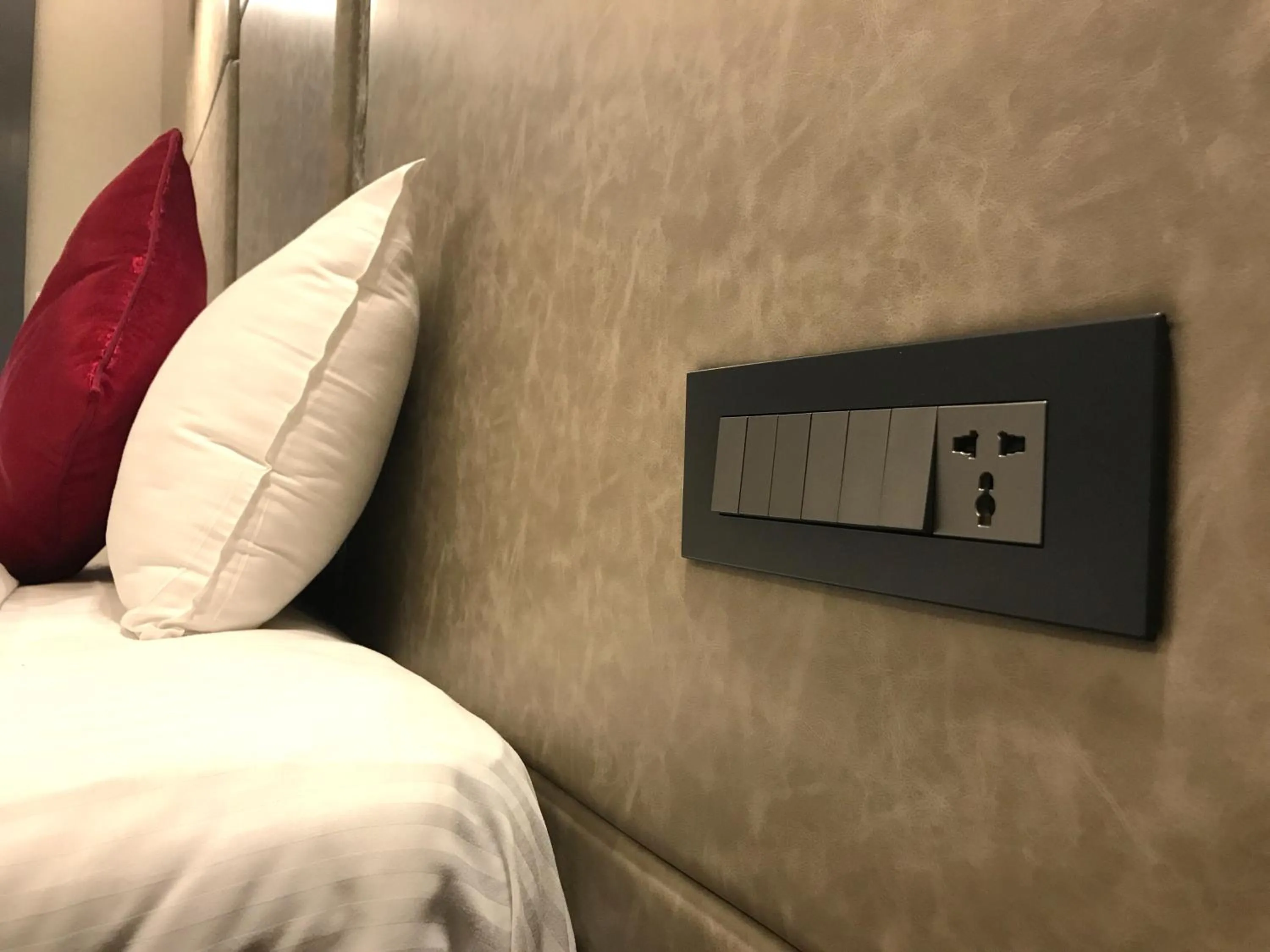 Bed in Jin Spa Resort Hotel