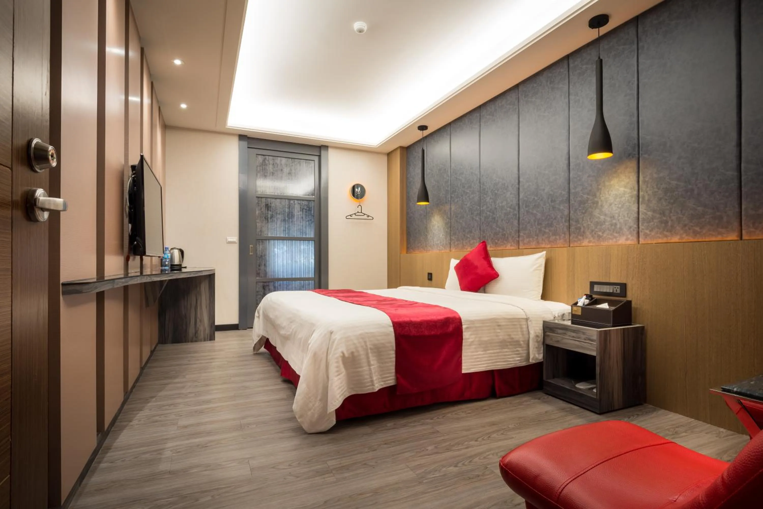 Bed in Jin Spa Resort Hotel