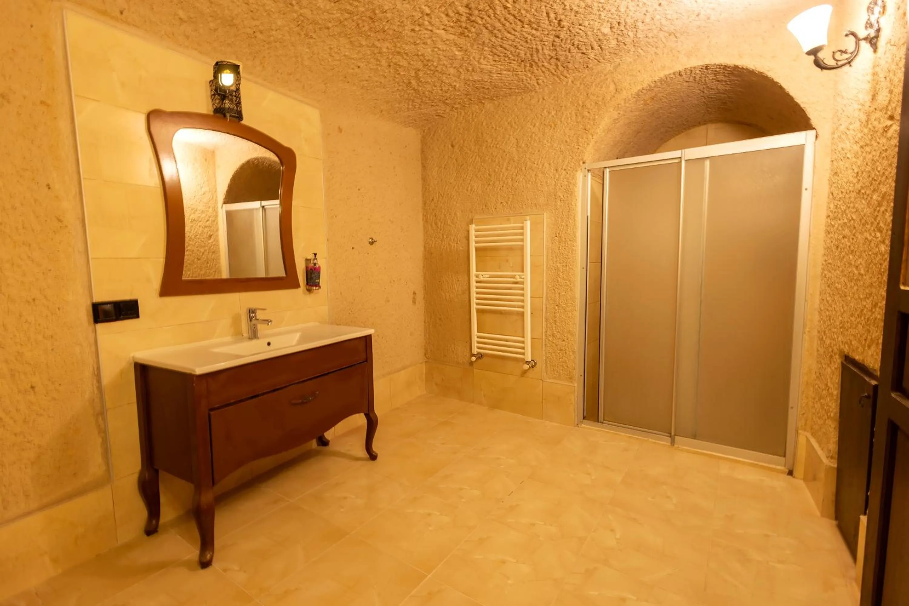 Hot Tub in Drala Inn Cappadocia