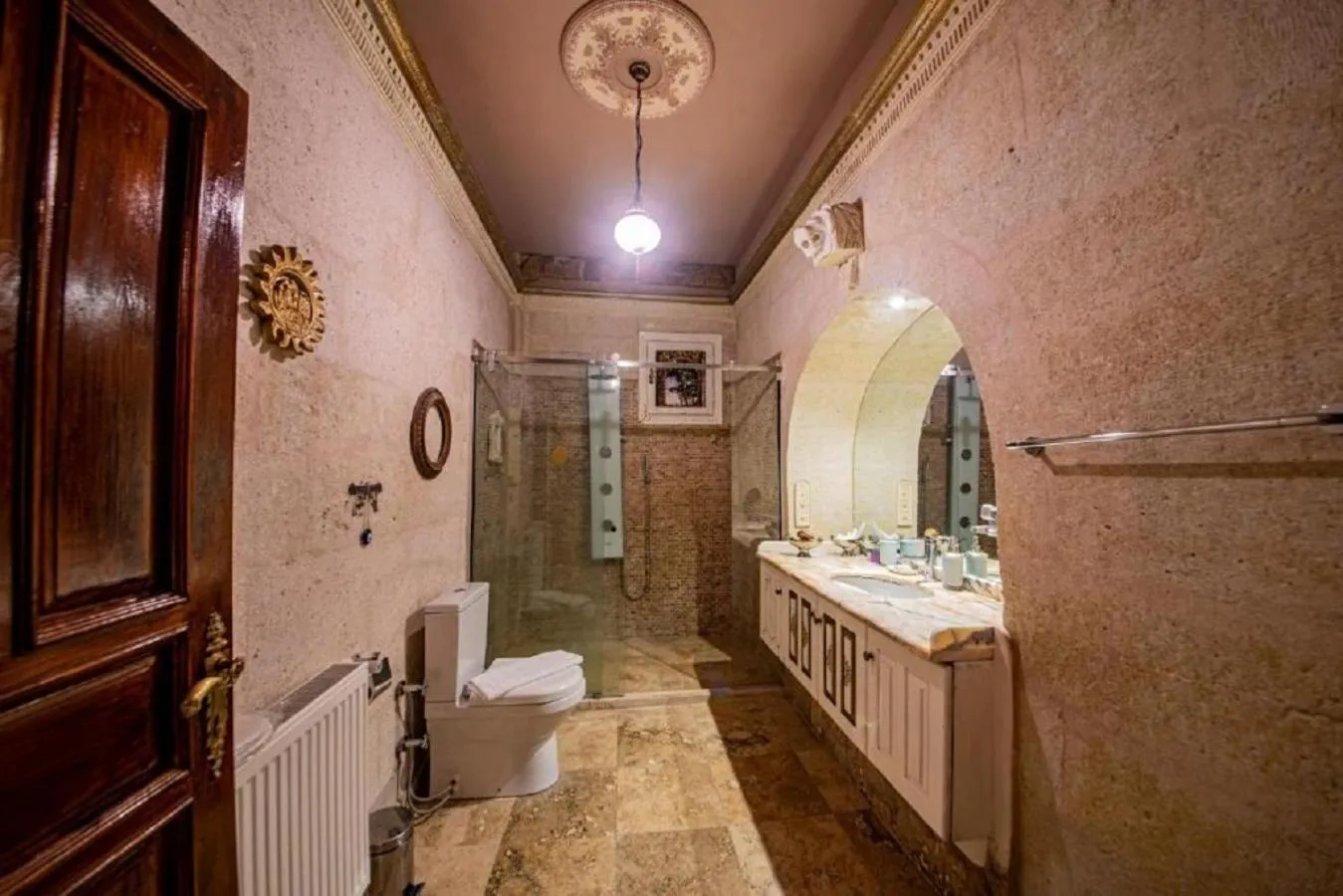 Shower in Drala Inn Cappadocia