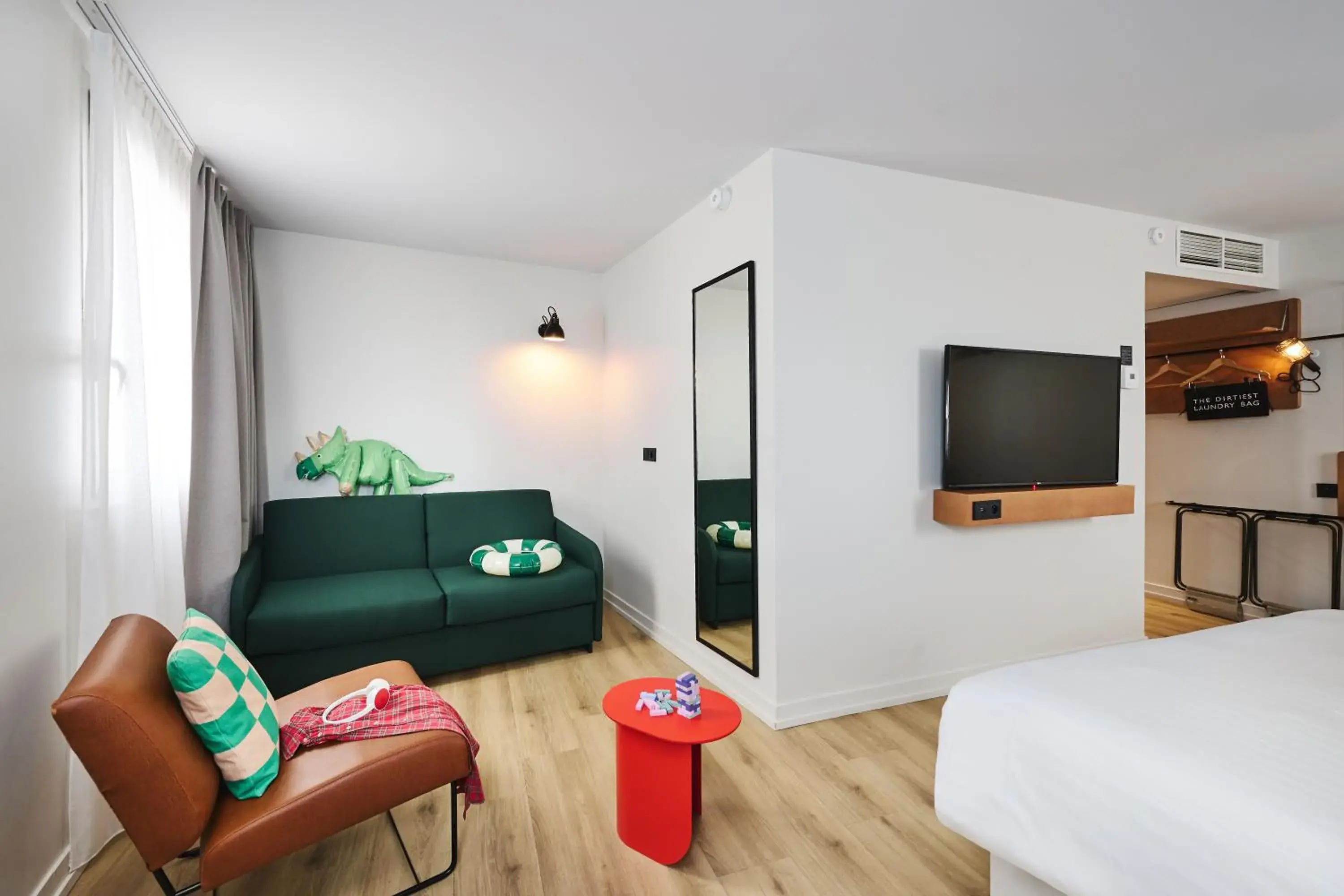 MOXY Family Sleeper in Moxy Paris Bastille MOXY Family Sleeper in Moxy Paris Bastille