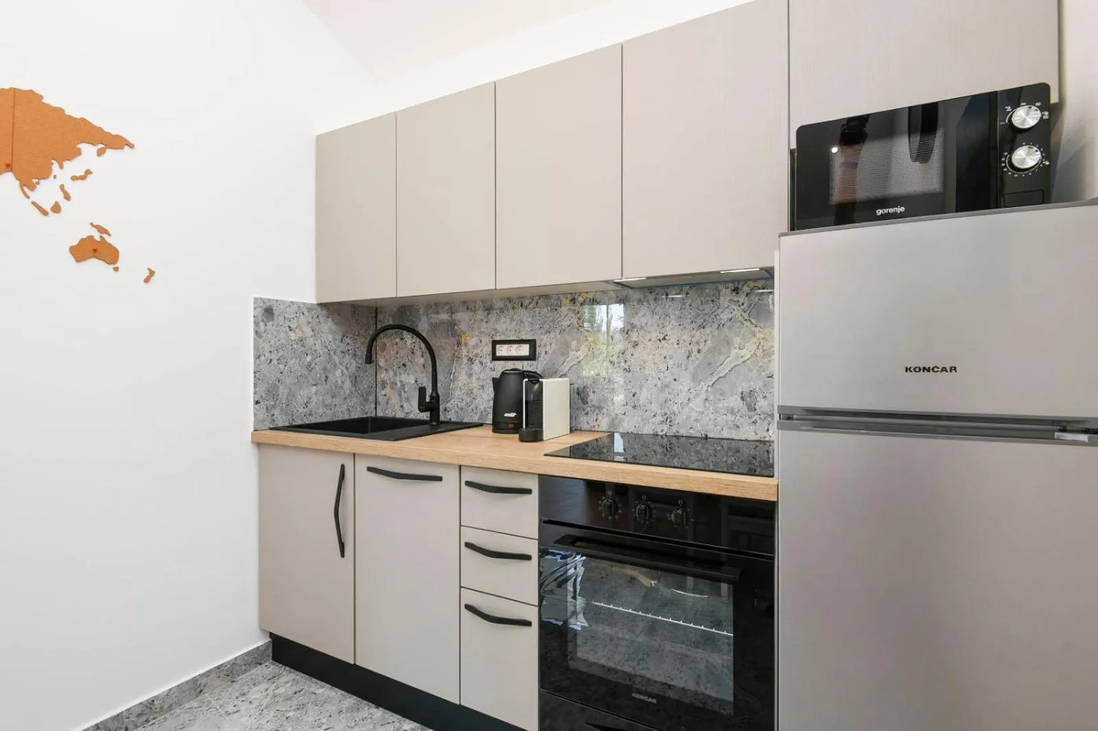Kitchen or kitchenette in Villa Marina