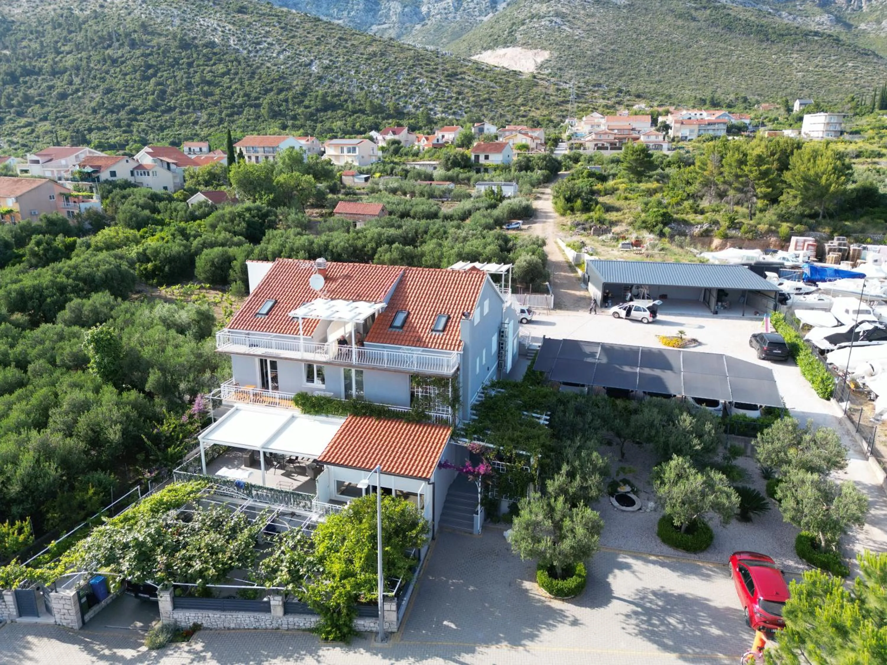 Property building in Villa Marina