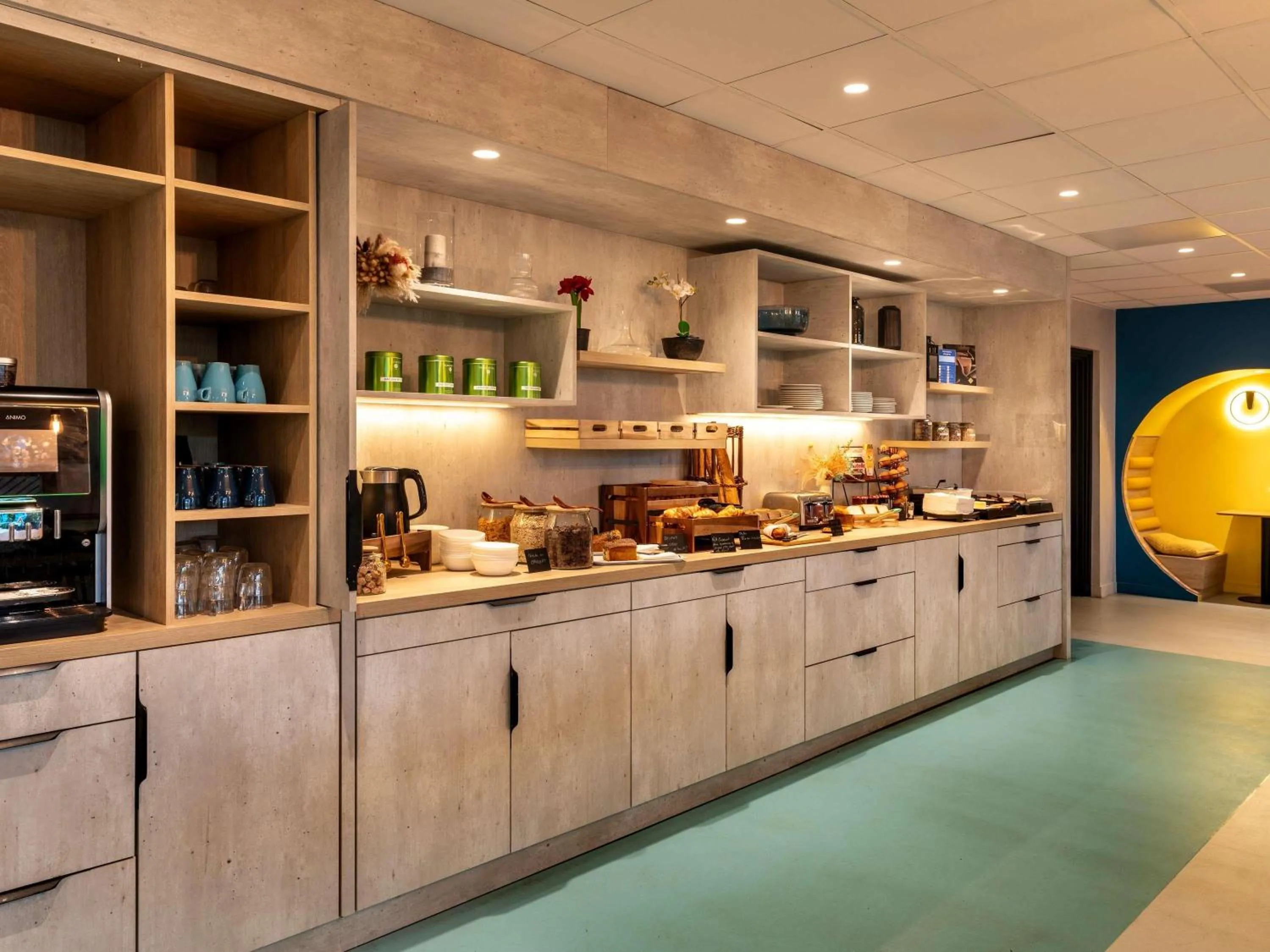 Breakfast in Ibis Styles Paris Saint Denis Pleyel