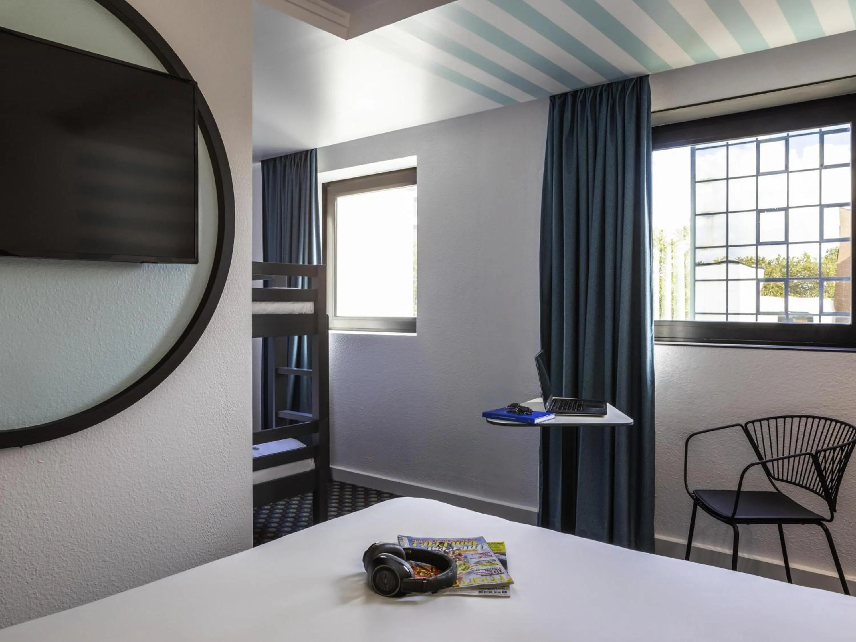 Bedroom, Bed in Ibis Styles Paris Saint Denis Pleyel