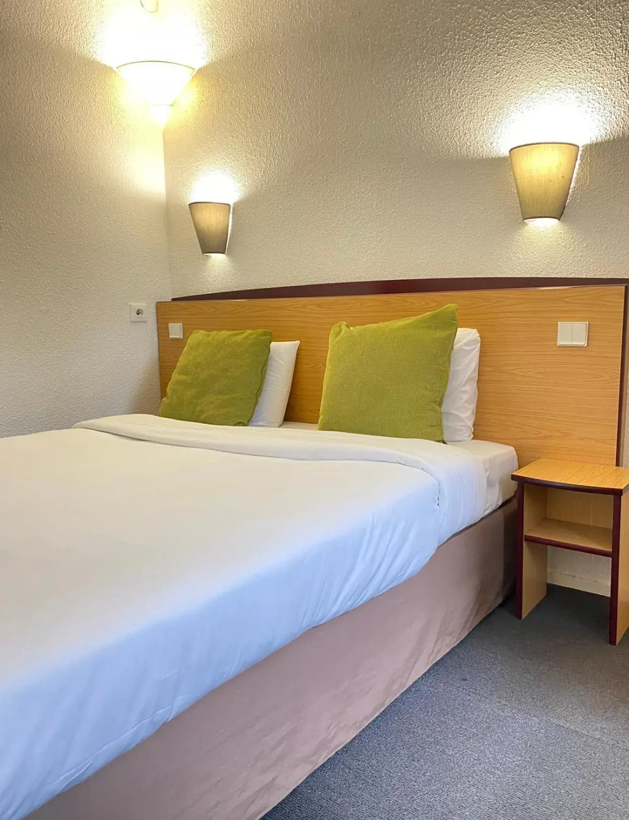 Double Room in Kyriad Le Blanc-Mesnil Double Room in Kyriad Le Blanc-Mesnil