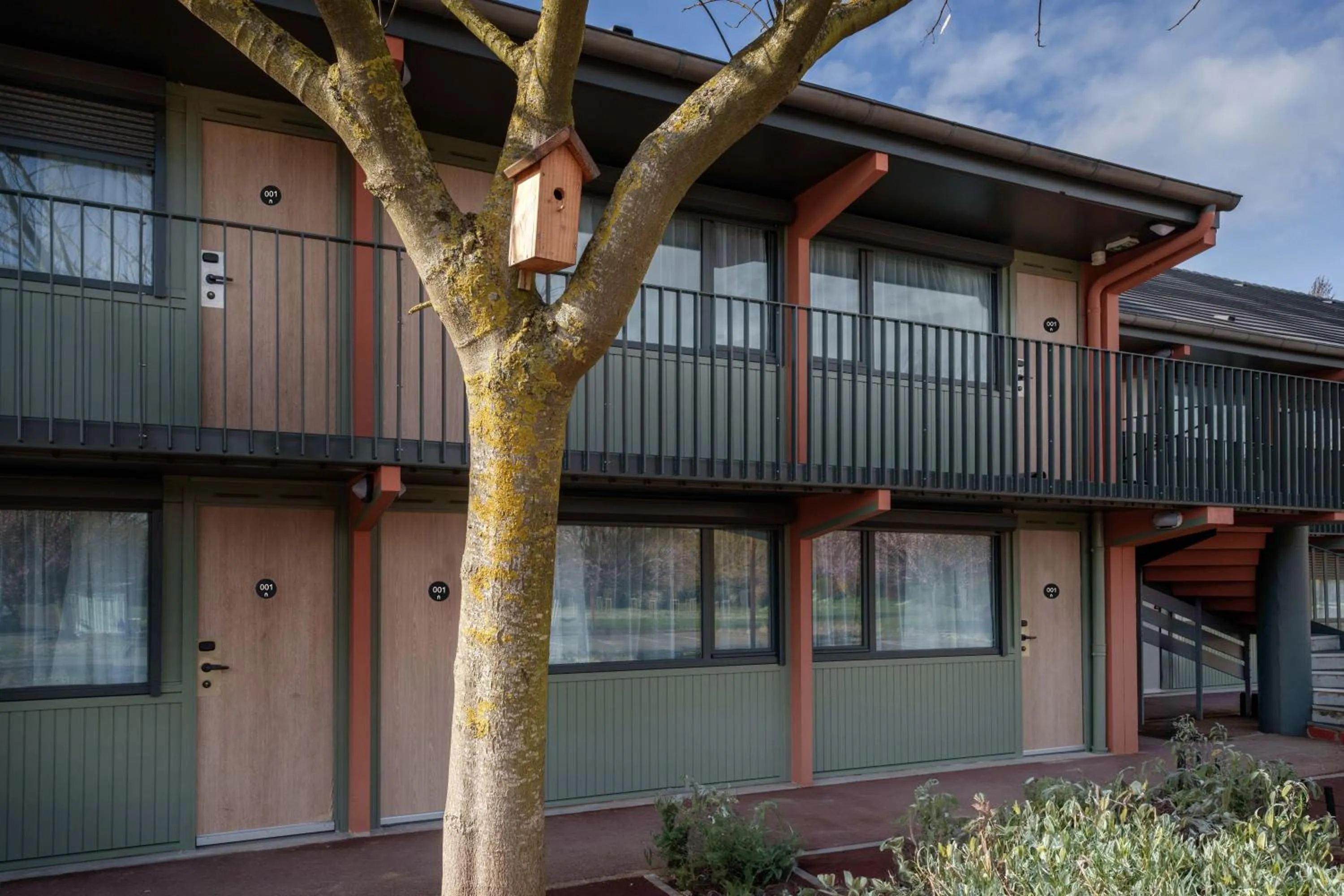 Facade/entrance in Campanile NATURE - Paris Ouest Gennevilliers Port