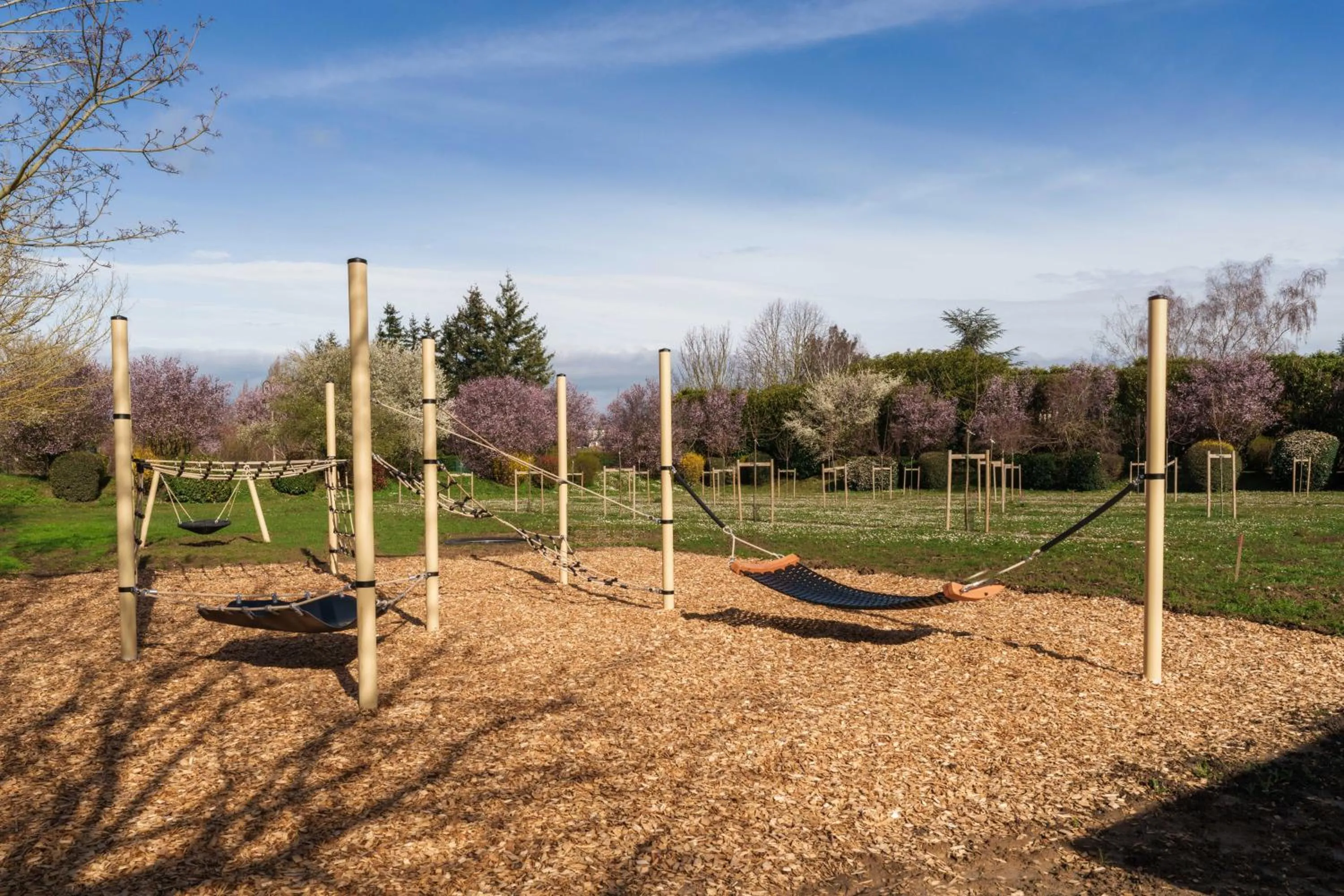 Children play ground in Campanile NATURE - Villennes sur Seine Poissy