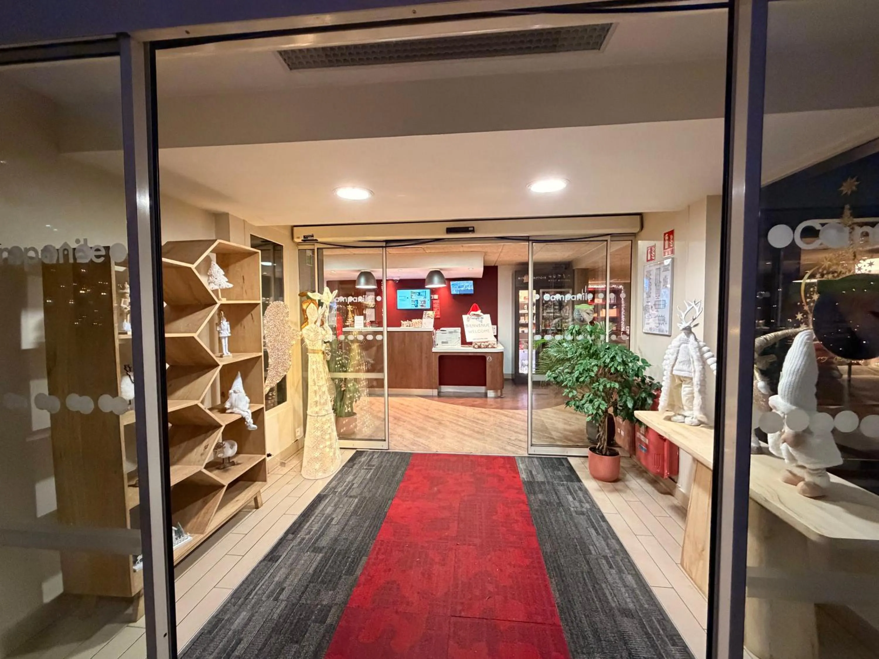 Facade/entrance in Campanile NATURE - Villennes sur Seine Poissy