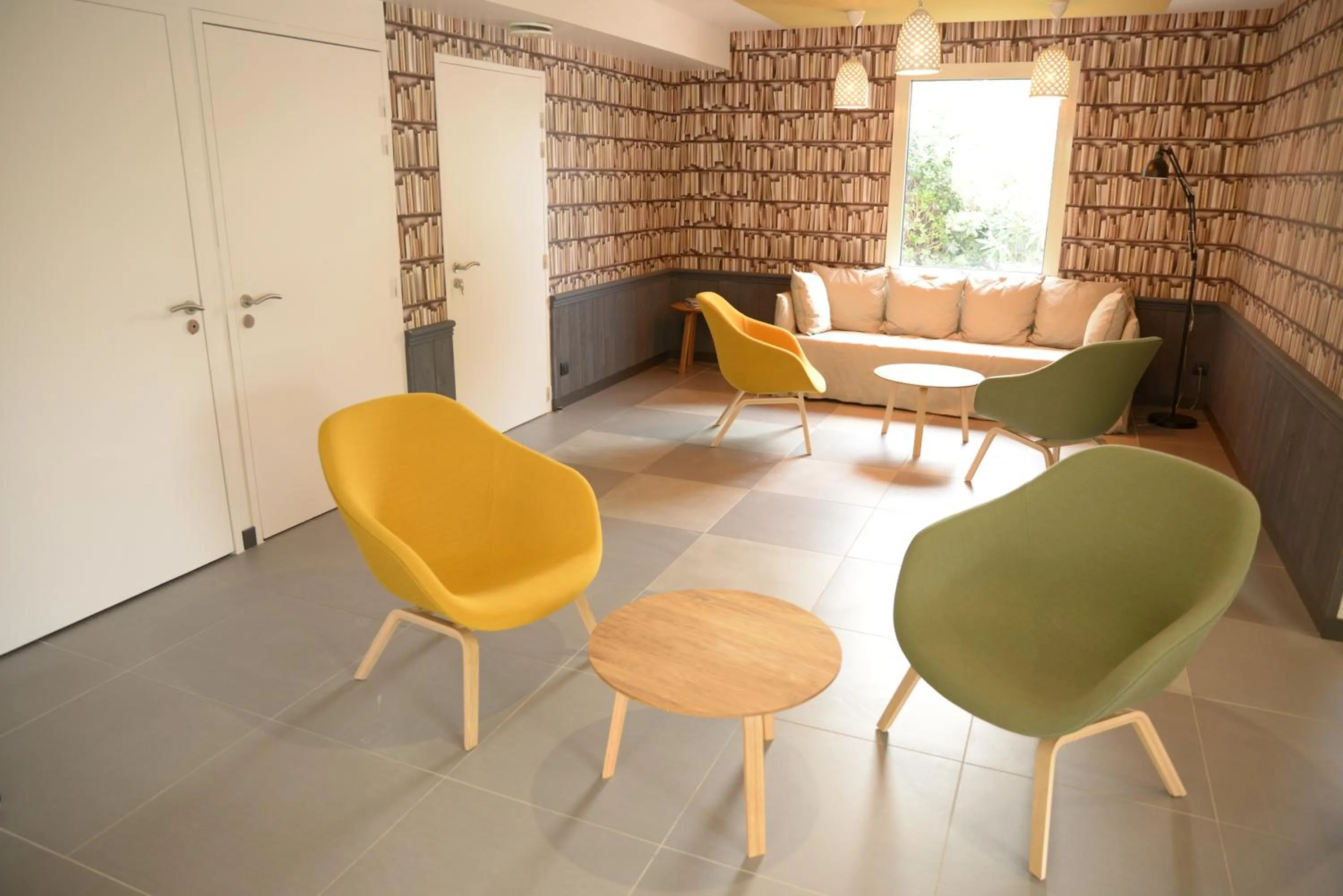 Seating area in Campanile SETE - Balaruc