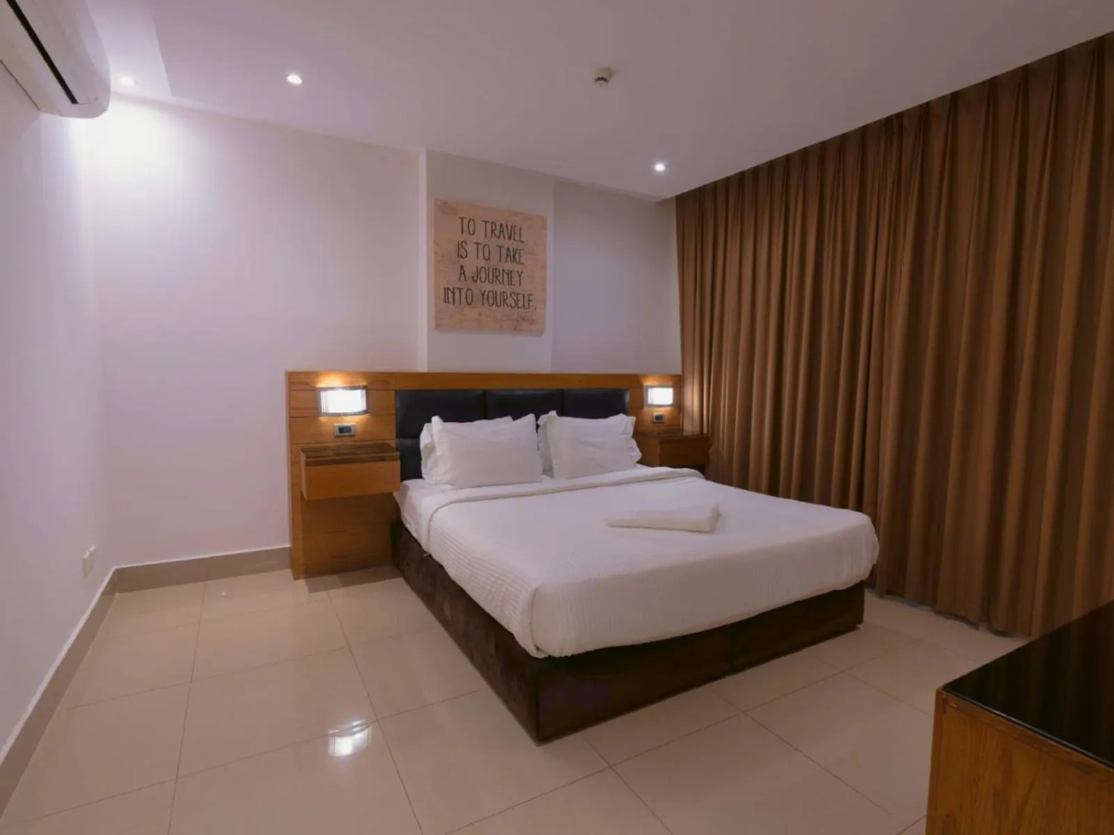 Bed in Sendan Residence