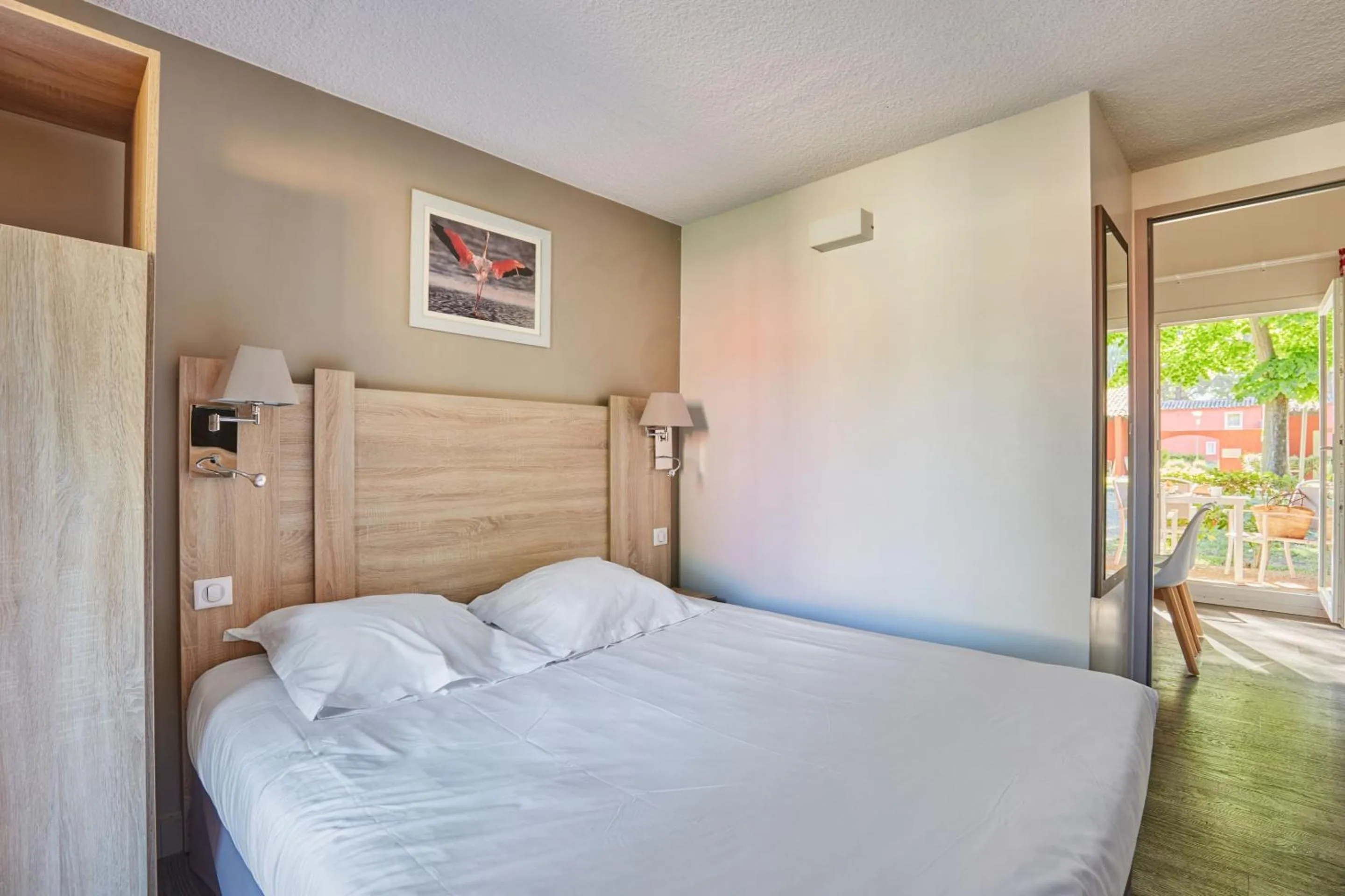 Bedroom, Bed in Résidence Odalys Le Village Camarguais Les Gardians