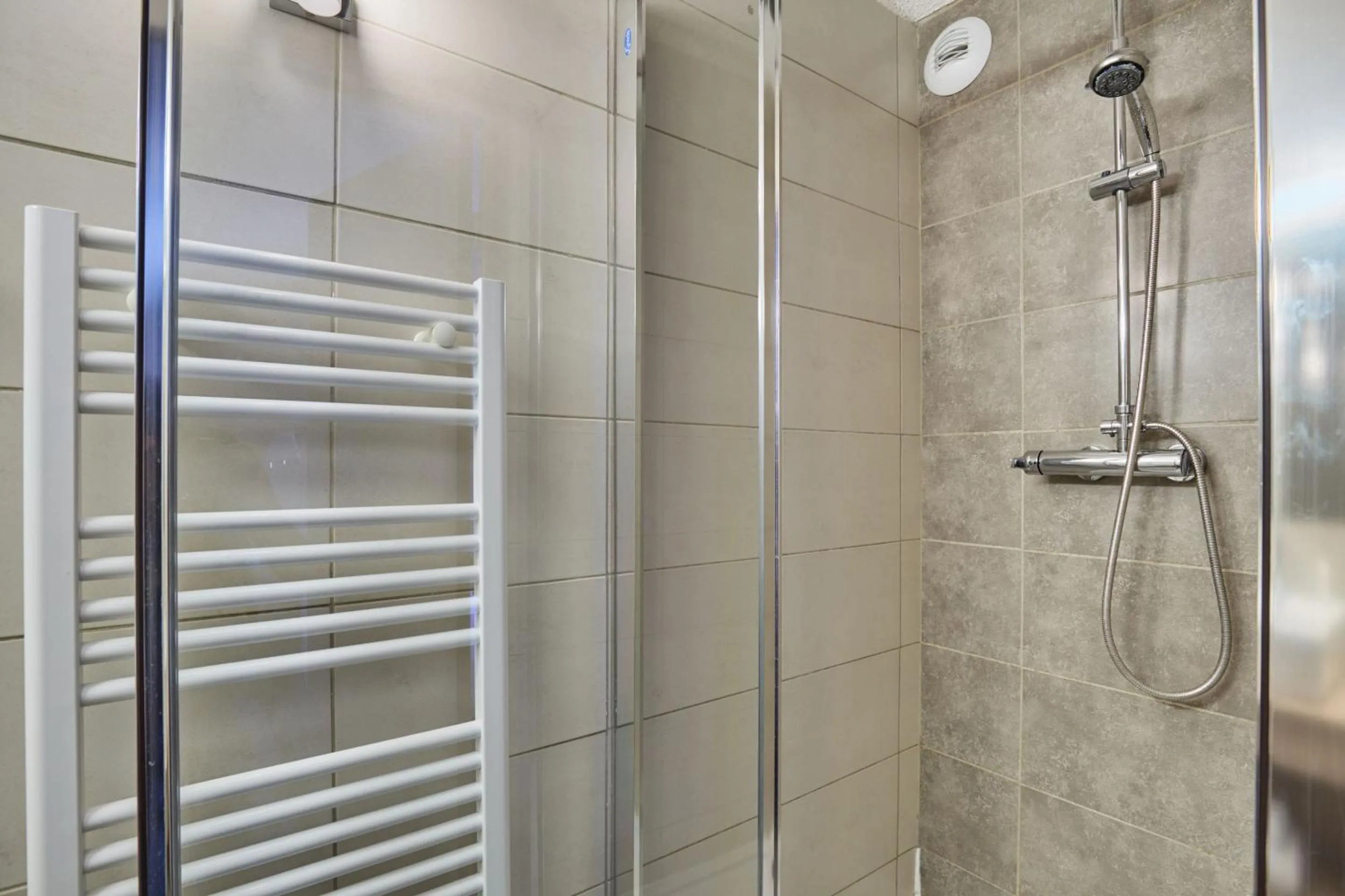 Bathroom in Résidence Odalys Le Village Camarguais Les Gardians