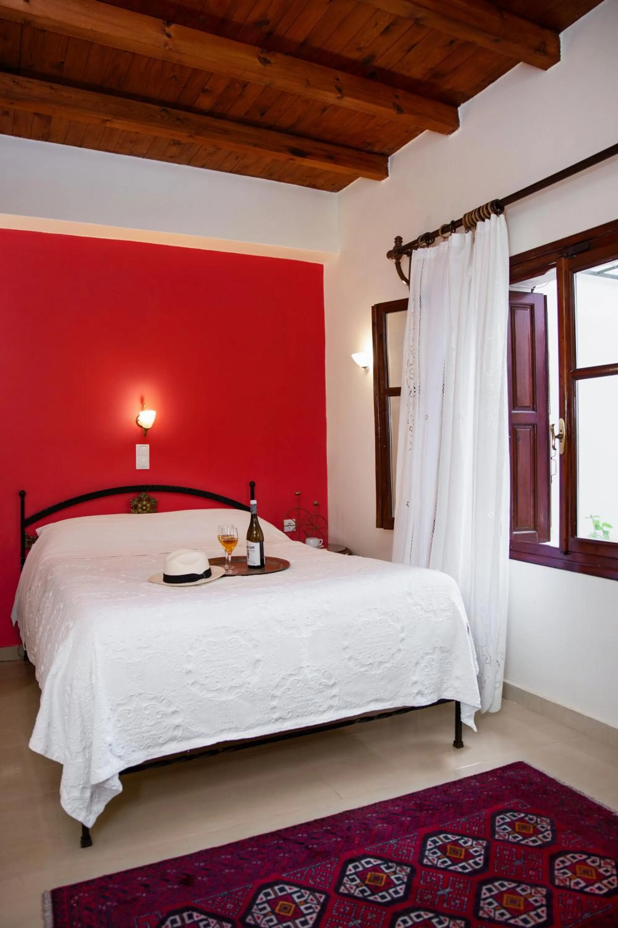 Photo of the whole room, Bed in Veneto Boutique Hotel