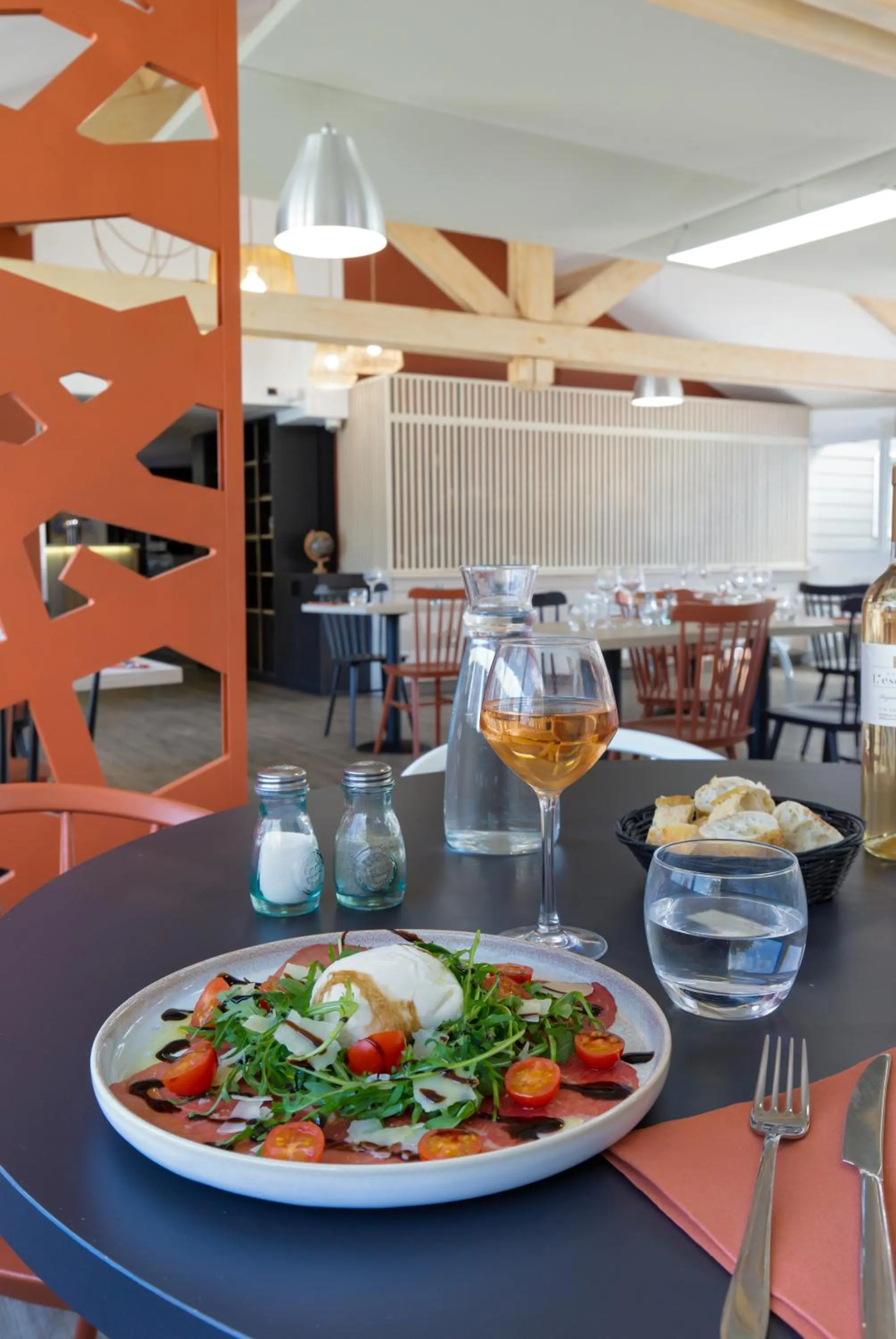 Restaurant/places to eat in KYRIAD MARSEILLE EST - Aubagne Gémenos