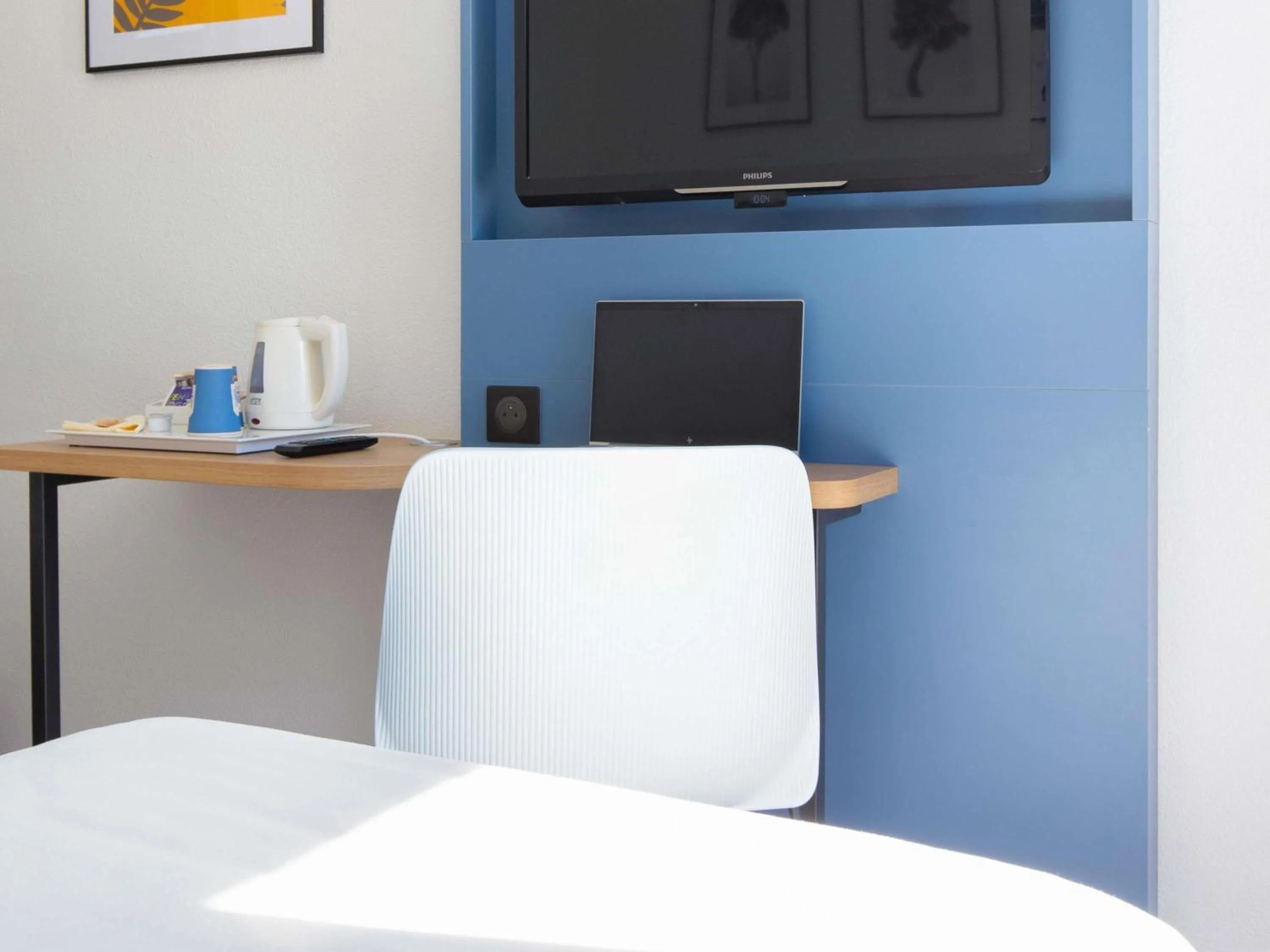 Bedroom, Bed in ibis Styles Aubagne Gemenos