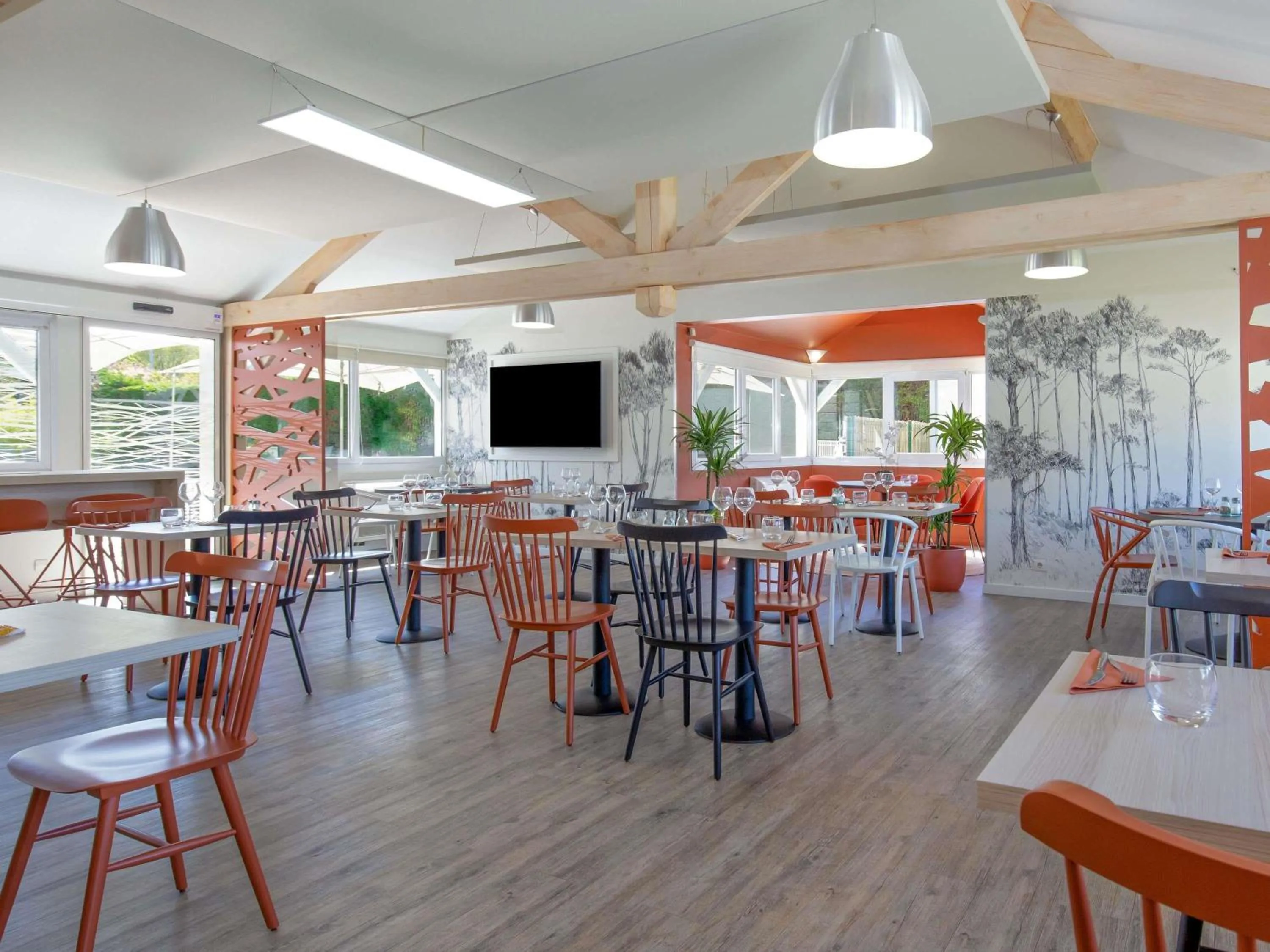 Restaurant/places to eat in ibis Styles Aubagne Gemenos