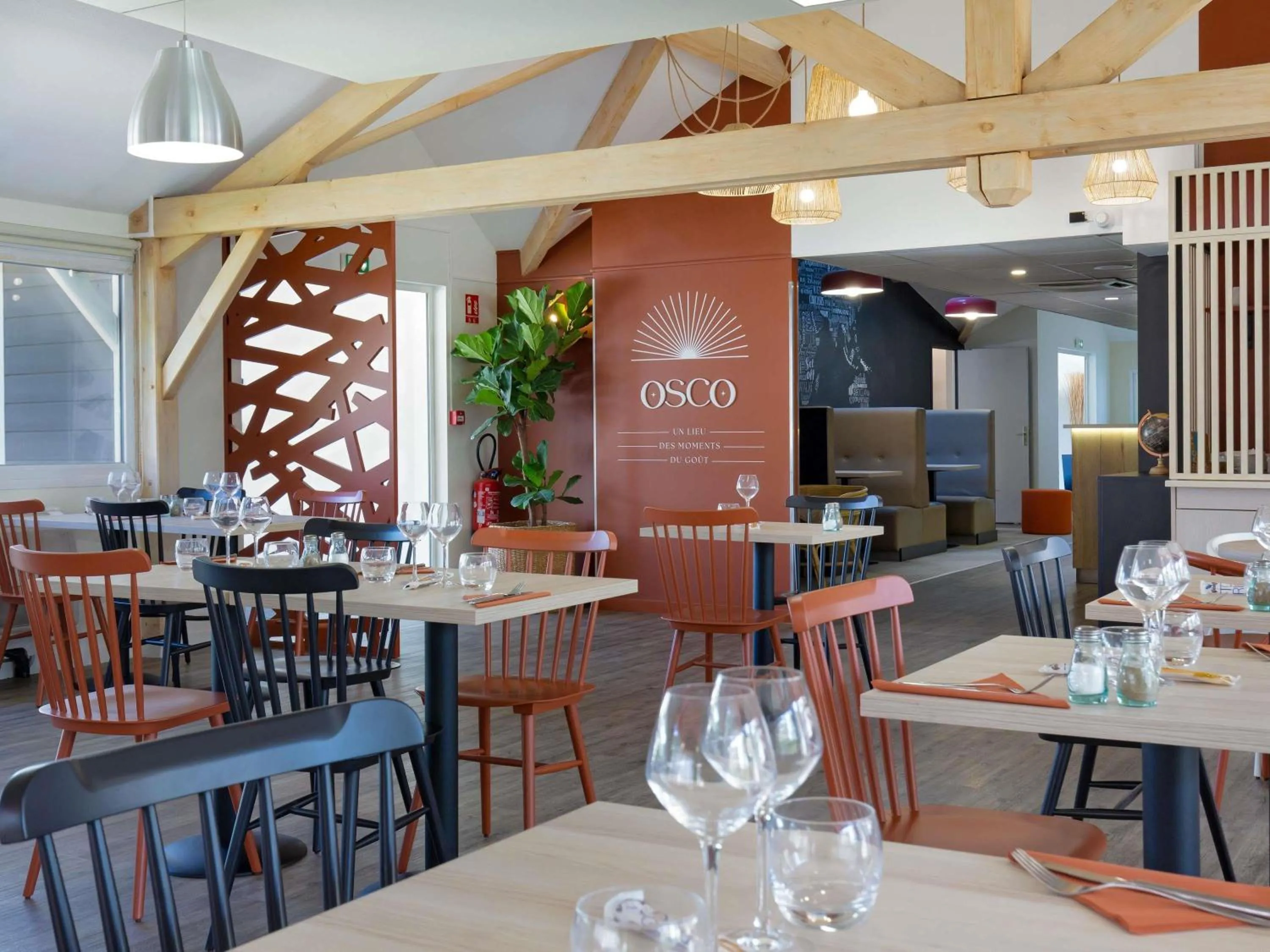 Restaurant/places to eat in ibis Styles Aubagne Gemenos