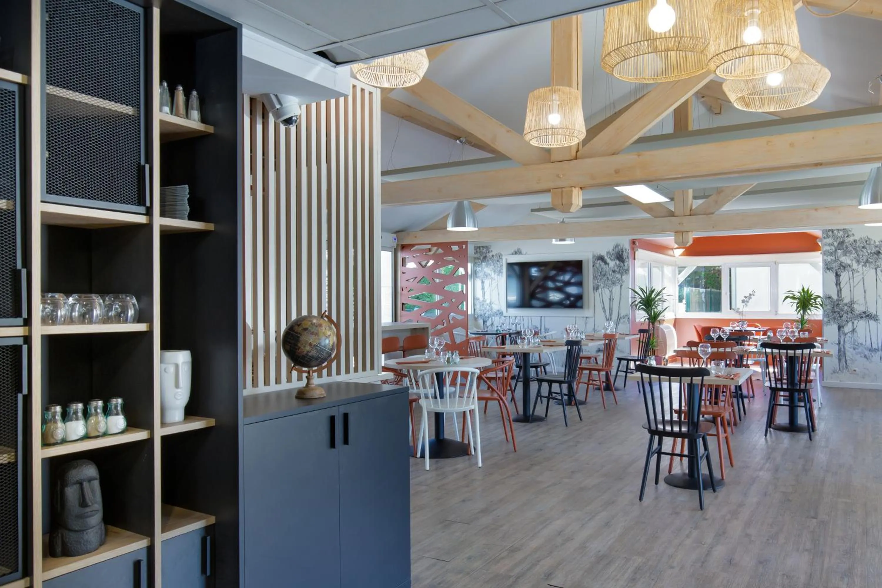 Restaurant/places to eat in KYRIAD MARSEILLE EST - Aubagne Gémenos