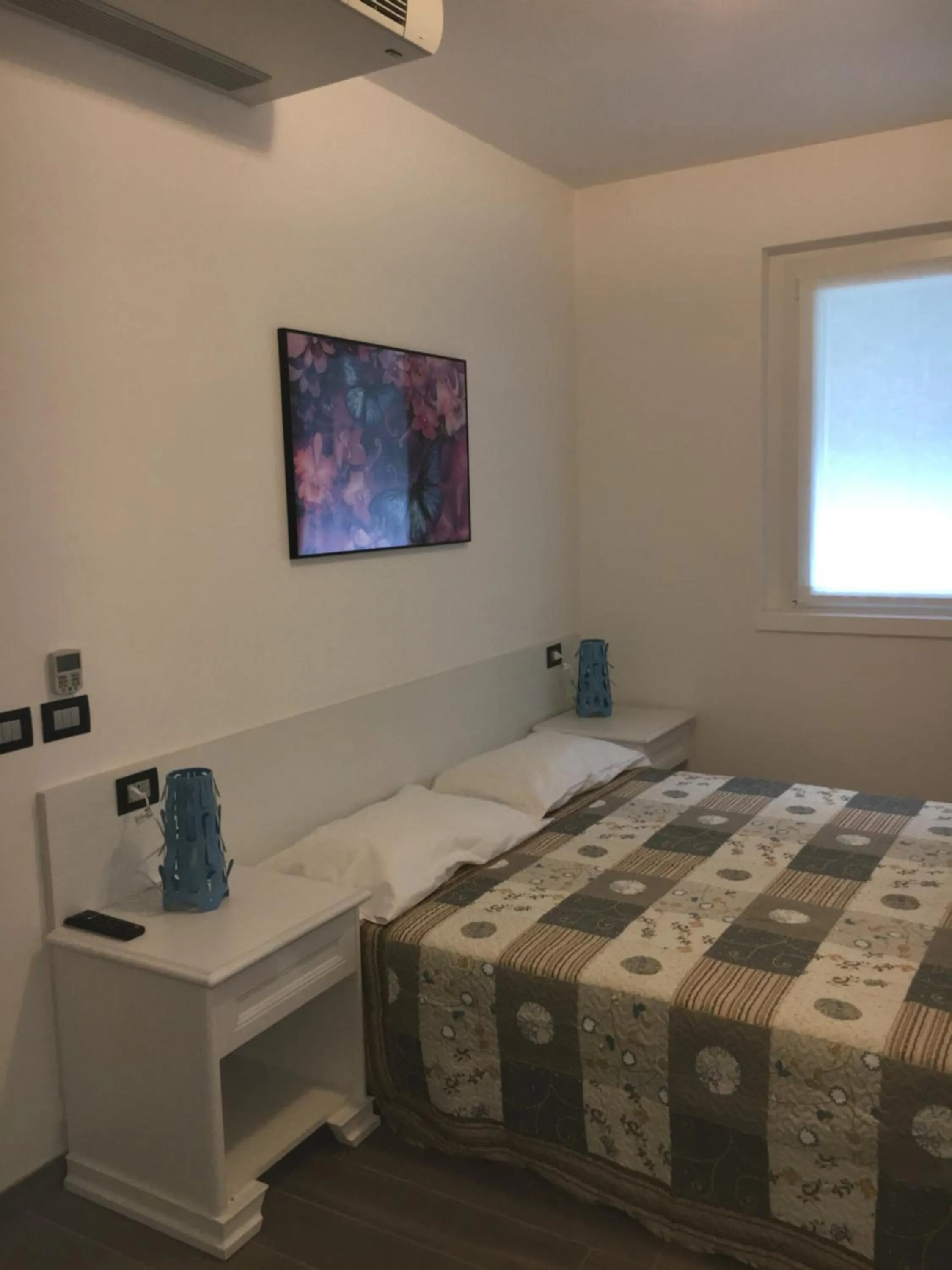 Photo of the whole room, Bed in B&B Le Farfalle