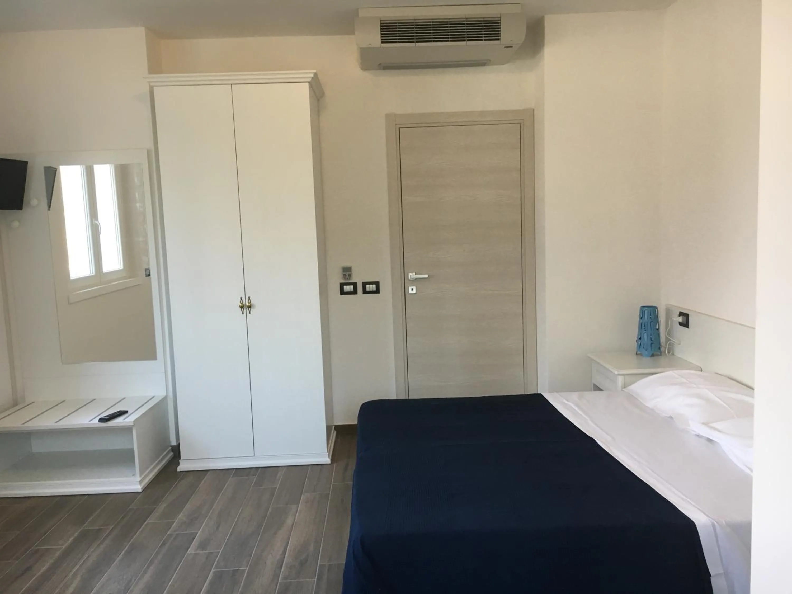 Photo of the whole room, Bed in B&B Le Farfalle