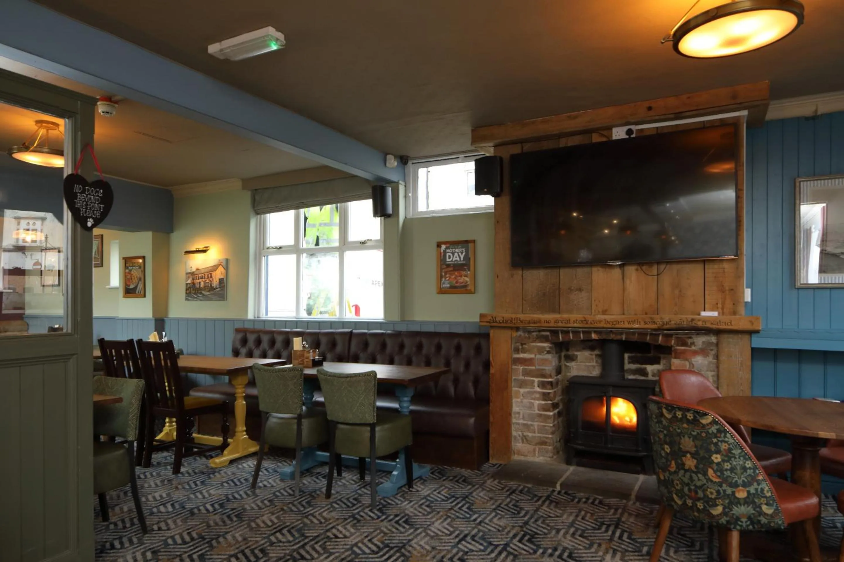 Dining area in The Victoria Hotel