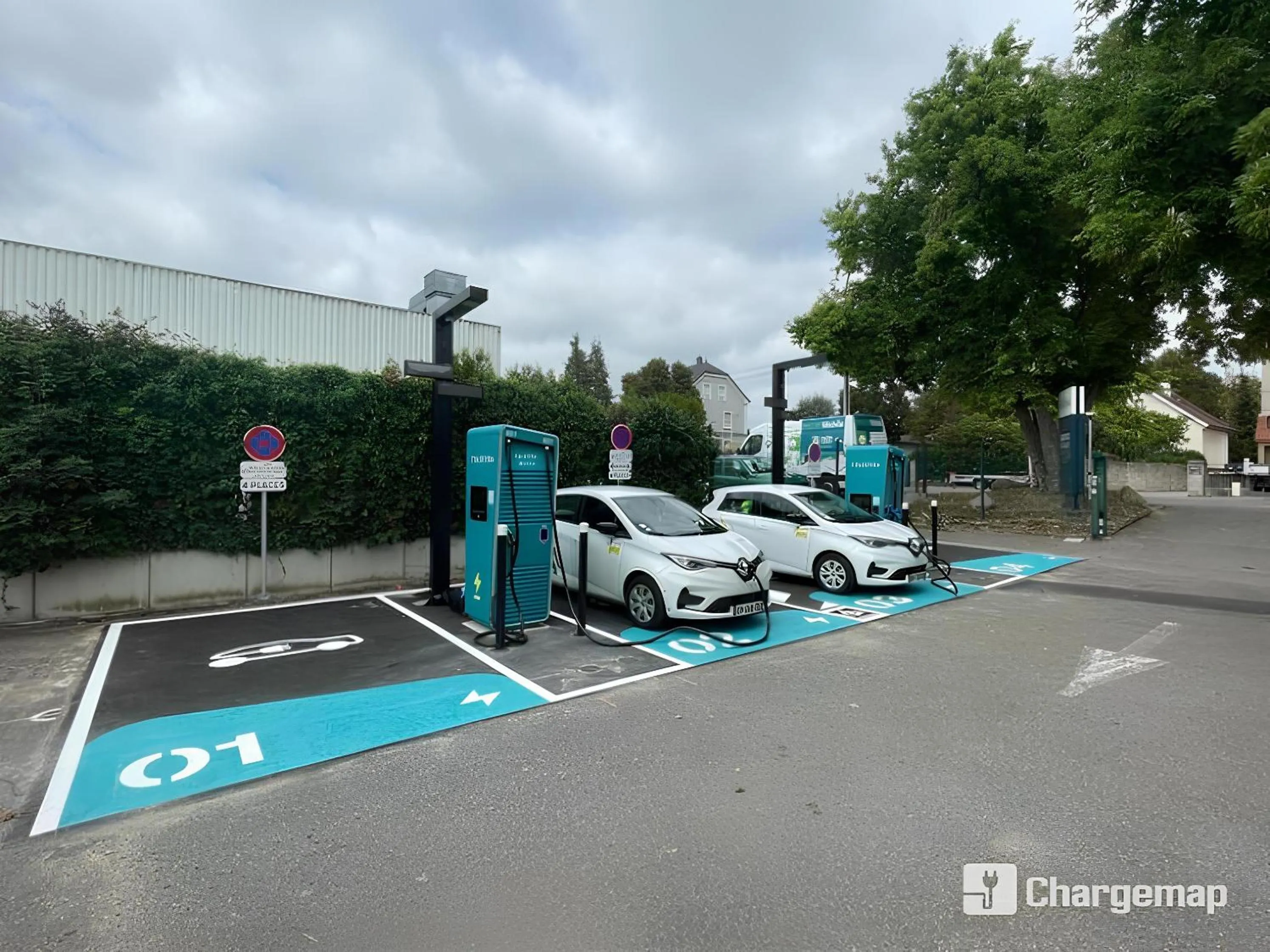 Parking in Kyriad Mulhouse Est - Lutterbach