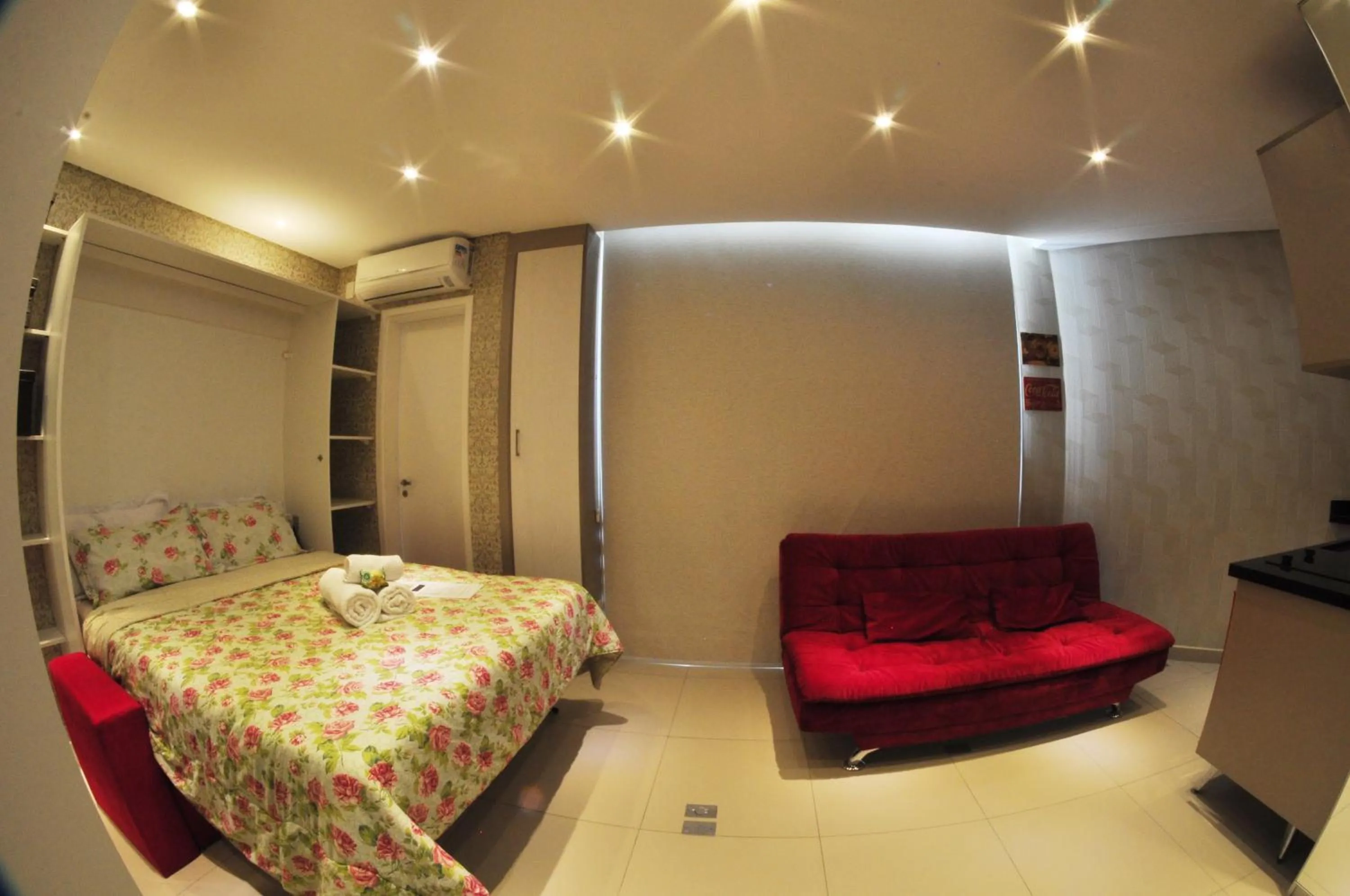 Apartment with Balcony - single occupancy in Seja Paulista Residence