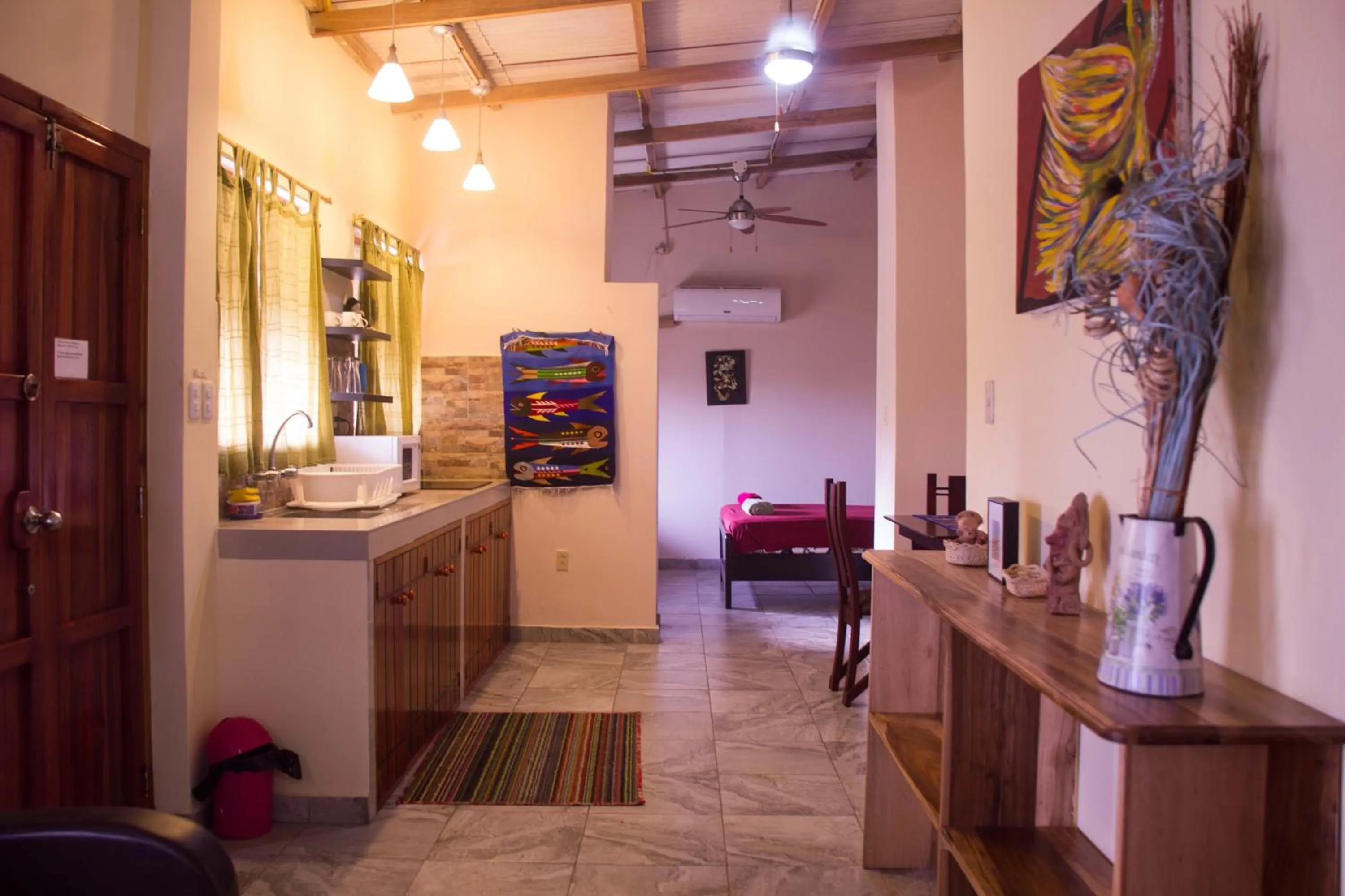 Kitchen or kitchenette in The Cottages by the Sea