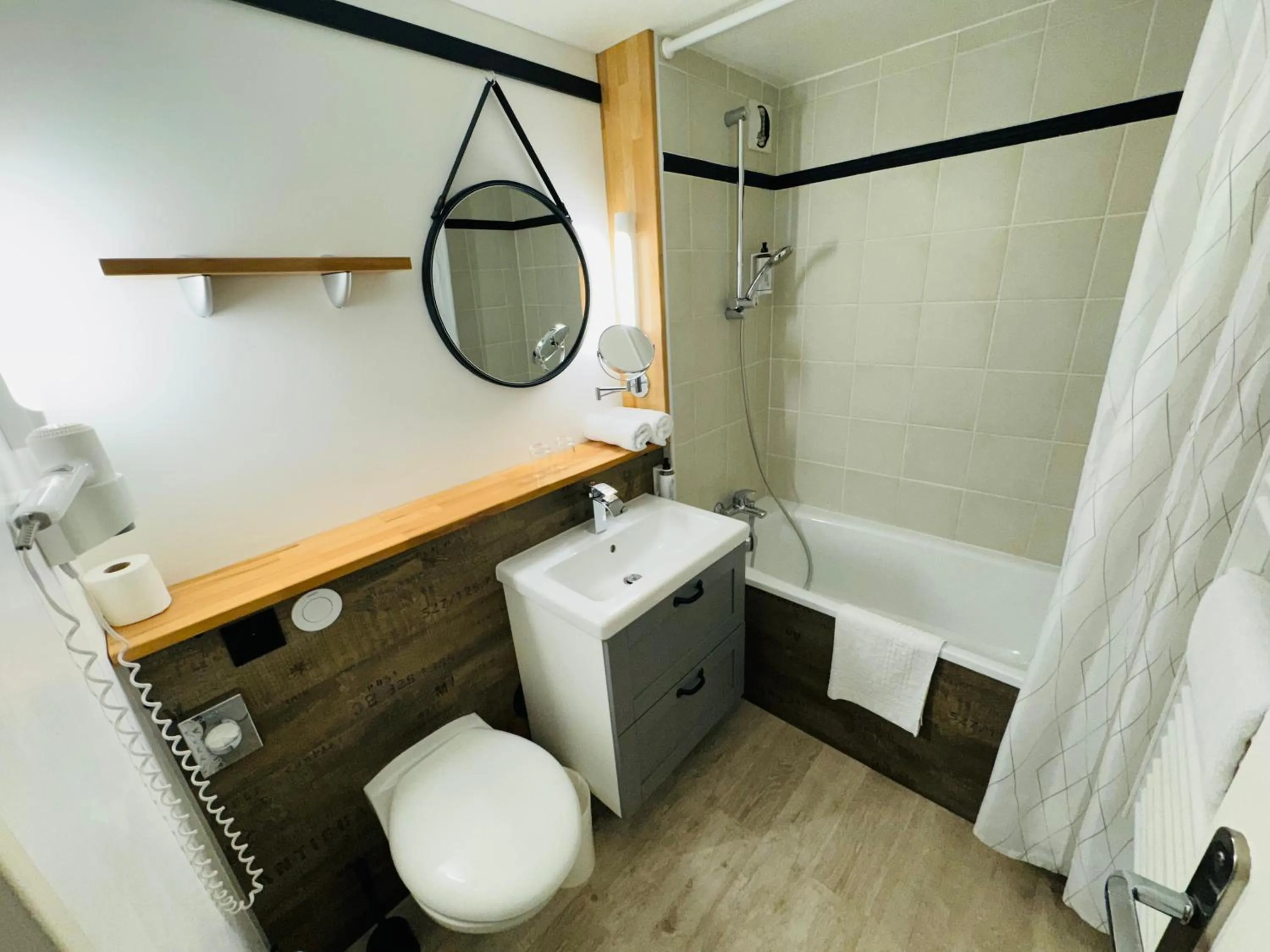 Toilet in Kyriad Lisieux