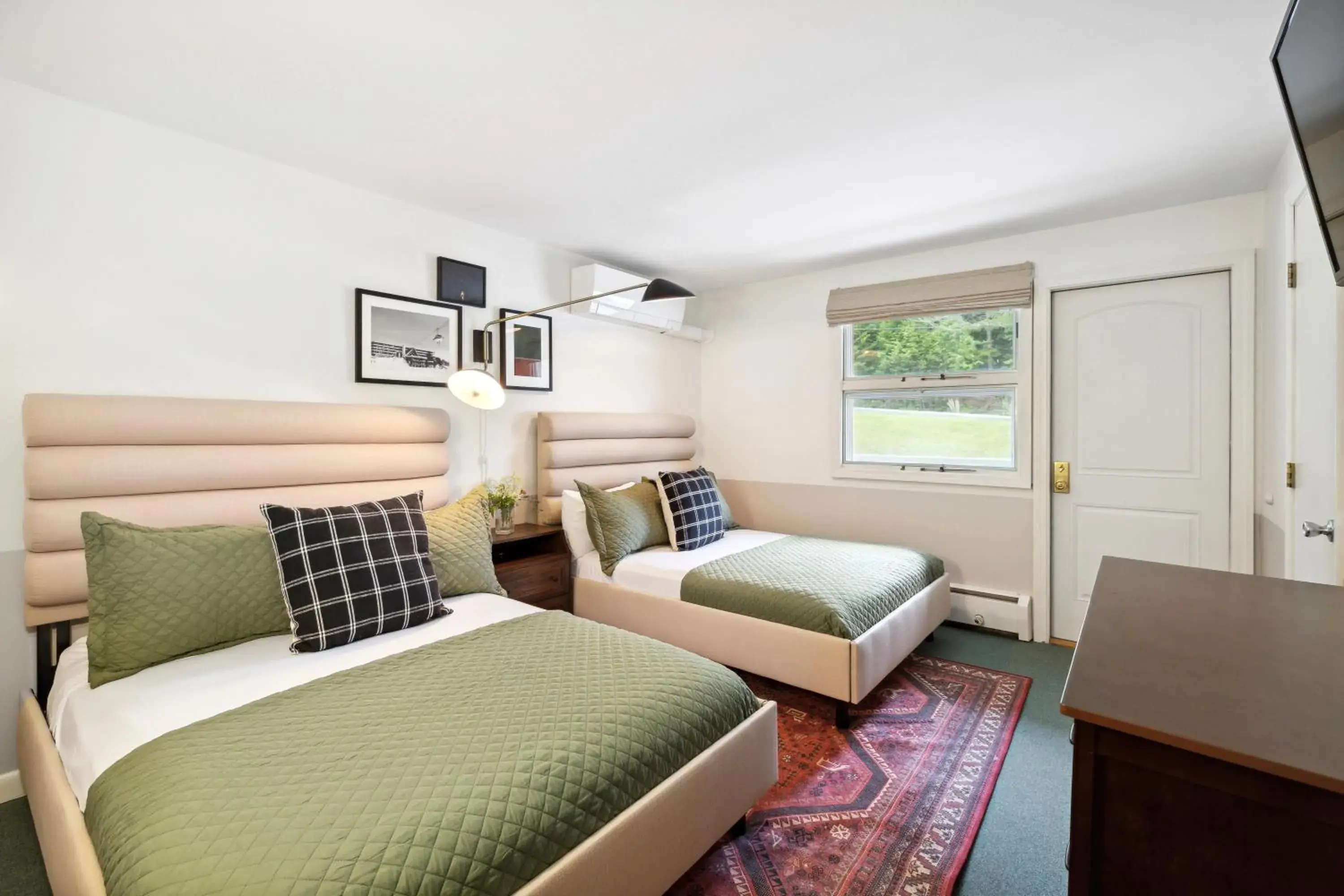 Standard Two Double in Mountaineer Inn Standard Two Double in Mountaineer Inn