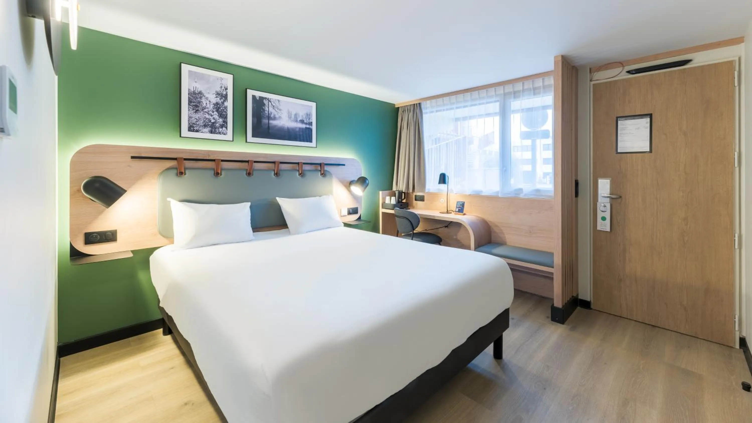 Bed in Campanile NATURE - Lyon Est Bron Eurexpo