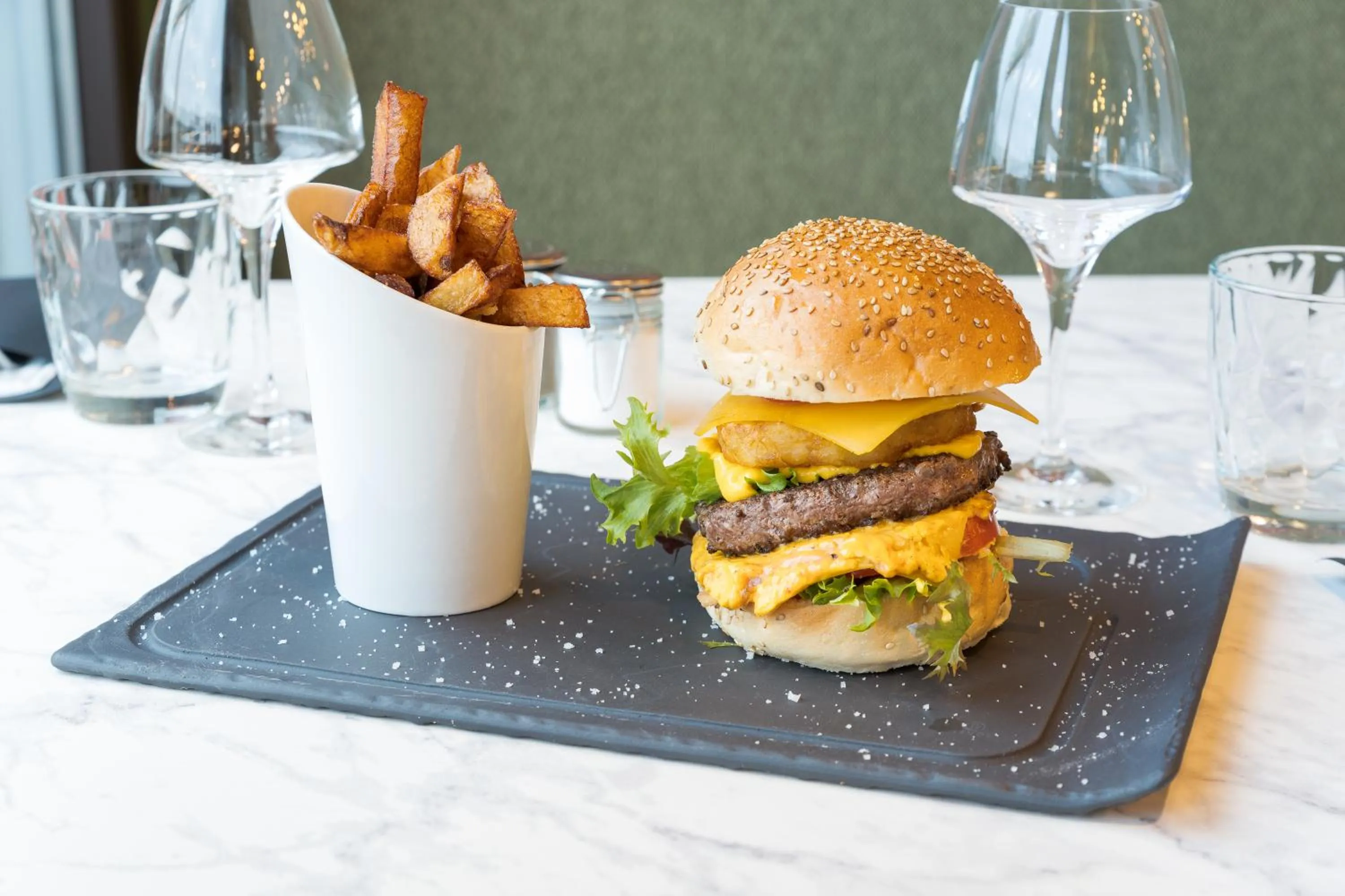 Restaurant/places to eat in Campanile NATURE - Lyon Est Bron Eurexpo