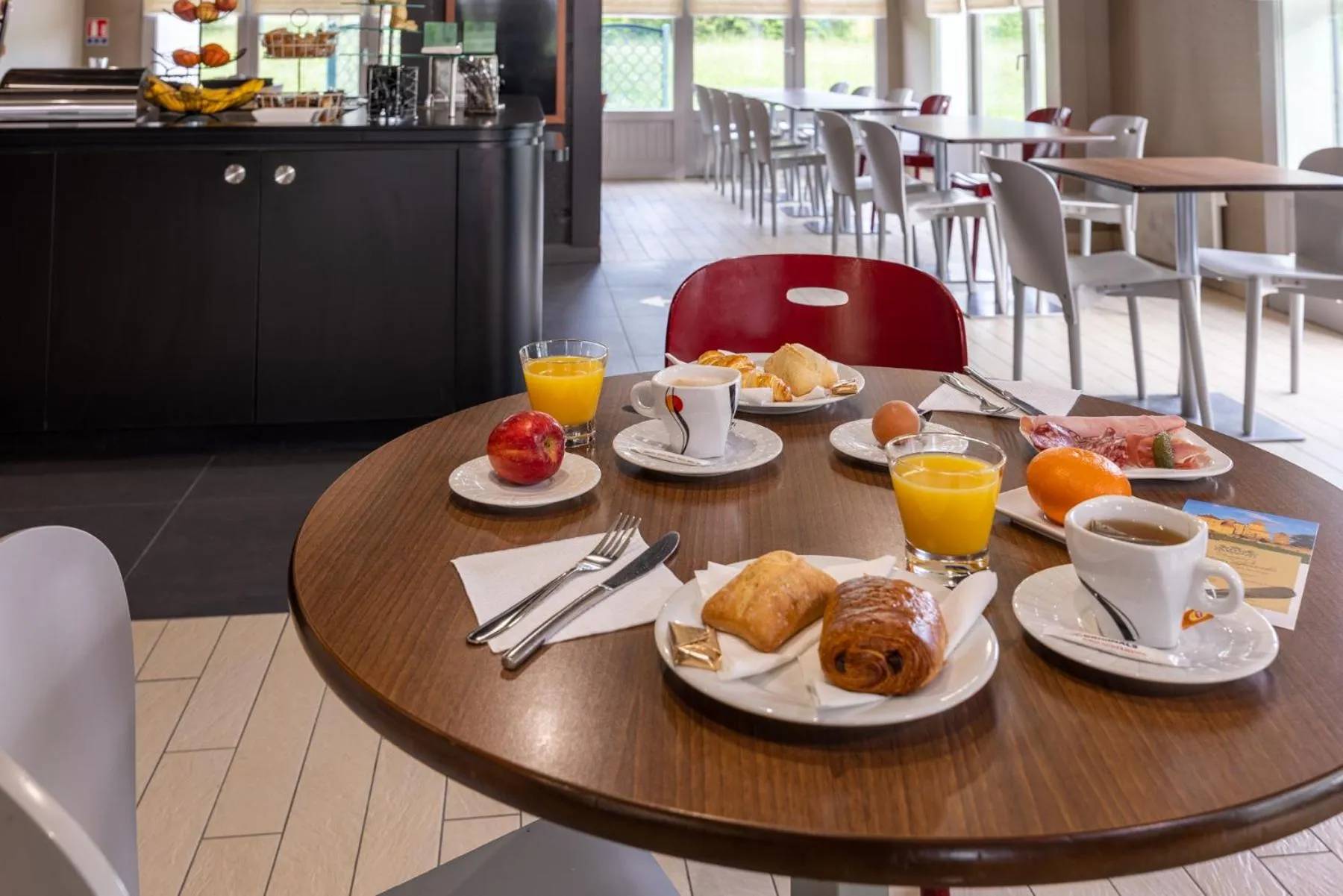 Breakfast in The Originals City, Hôtel Mâcon Nord