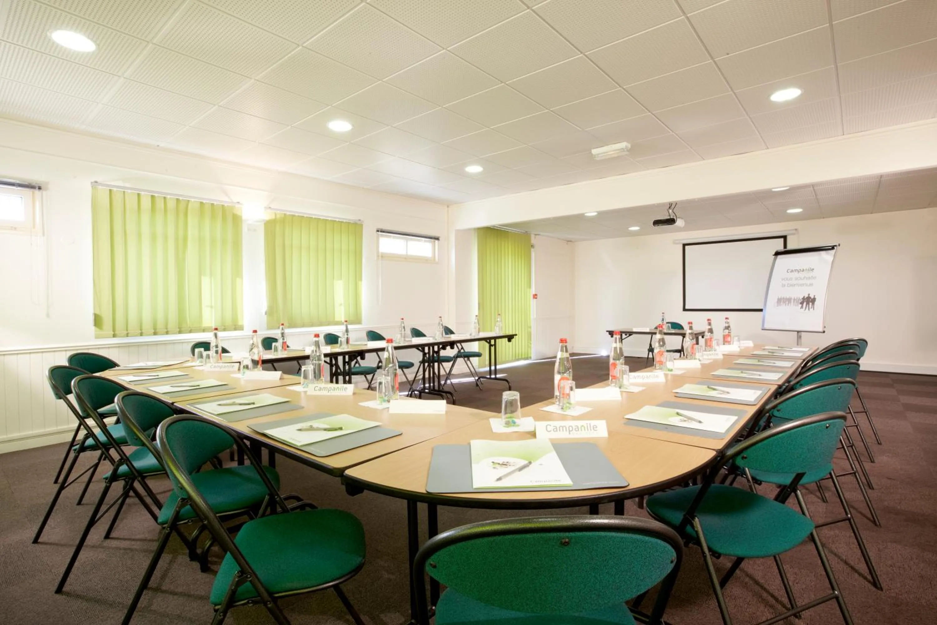 Business facilities in Campanile NATURE - Marseille Saint-Antoine