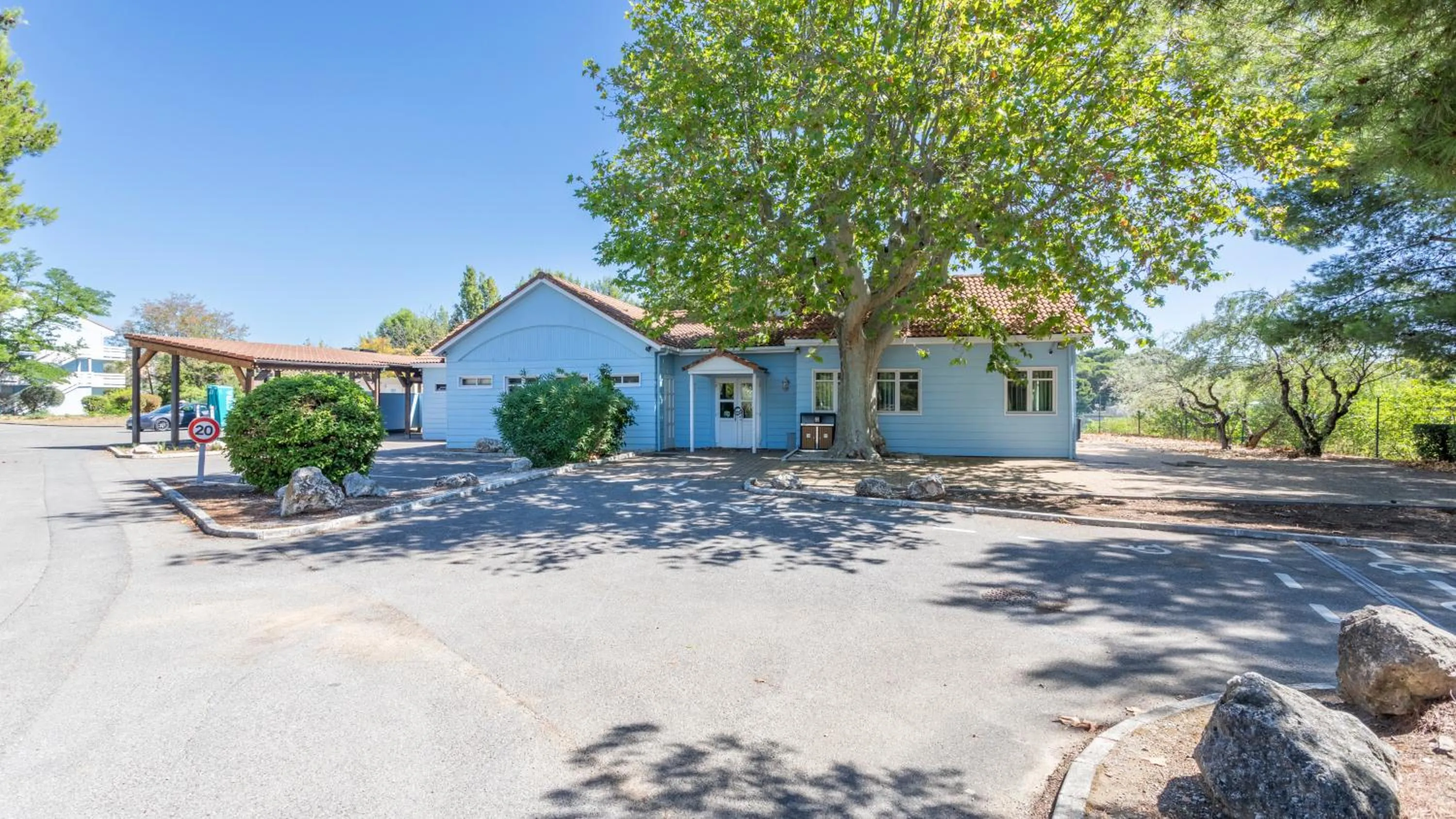 Property building in Campanile NATURE - Marseille Saint-Antoine