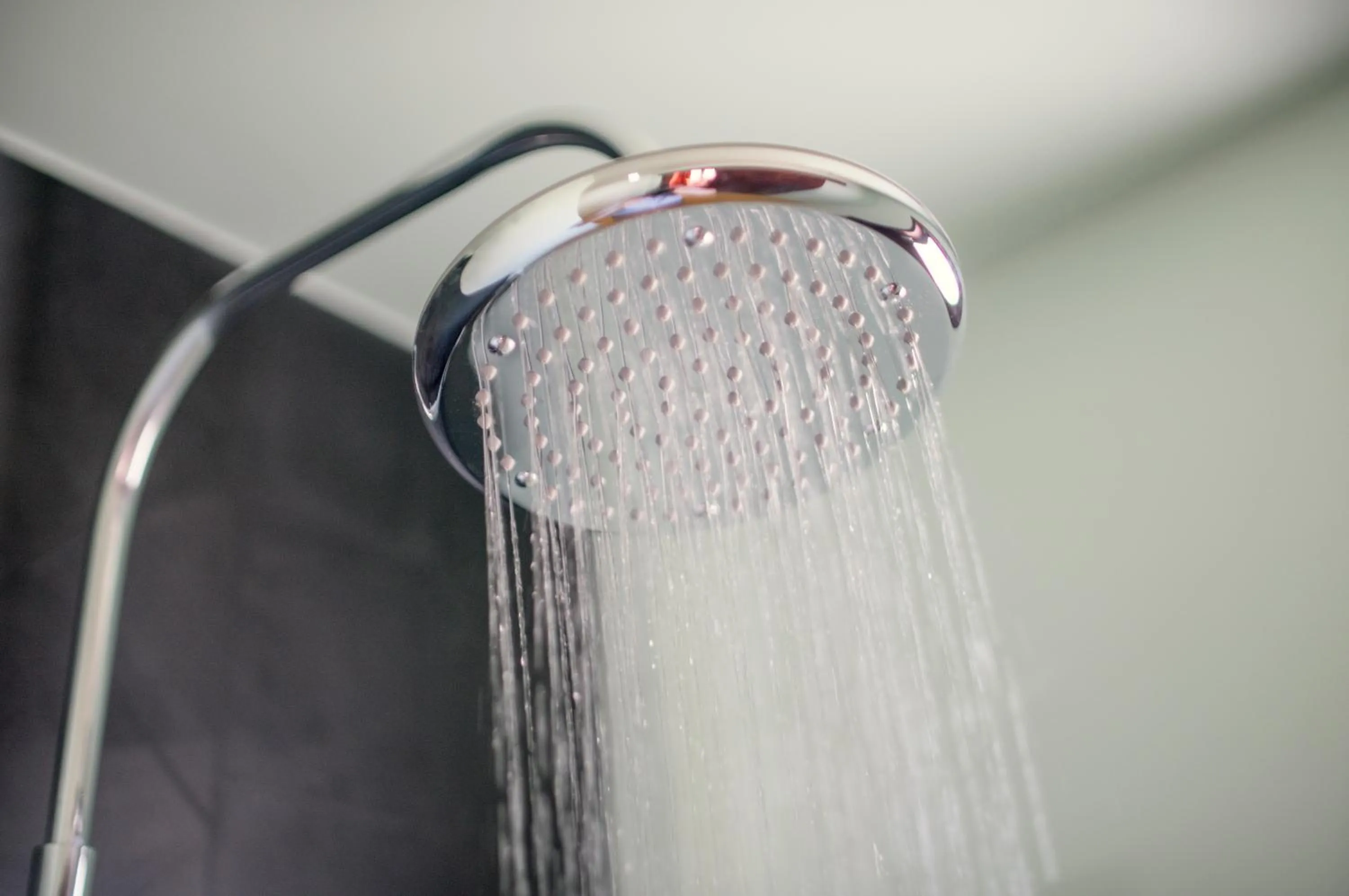 Property building in Parasol Blanc