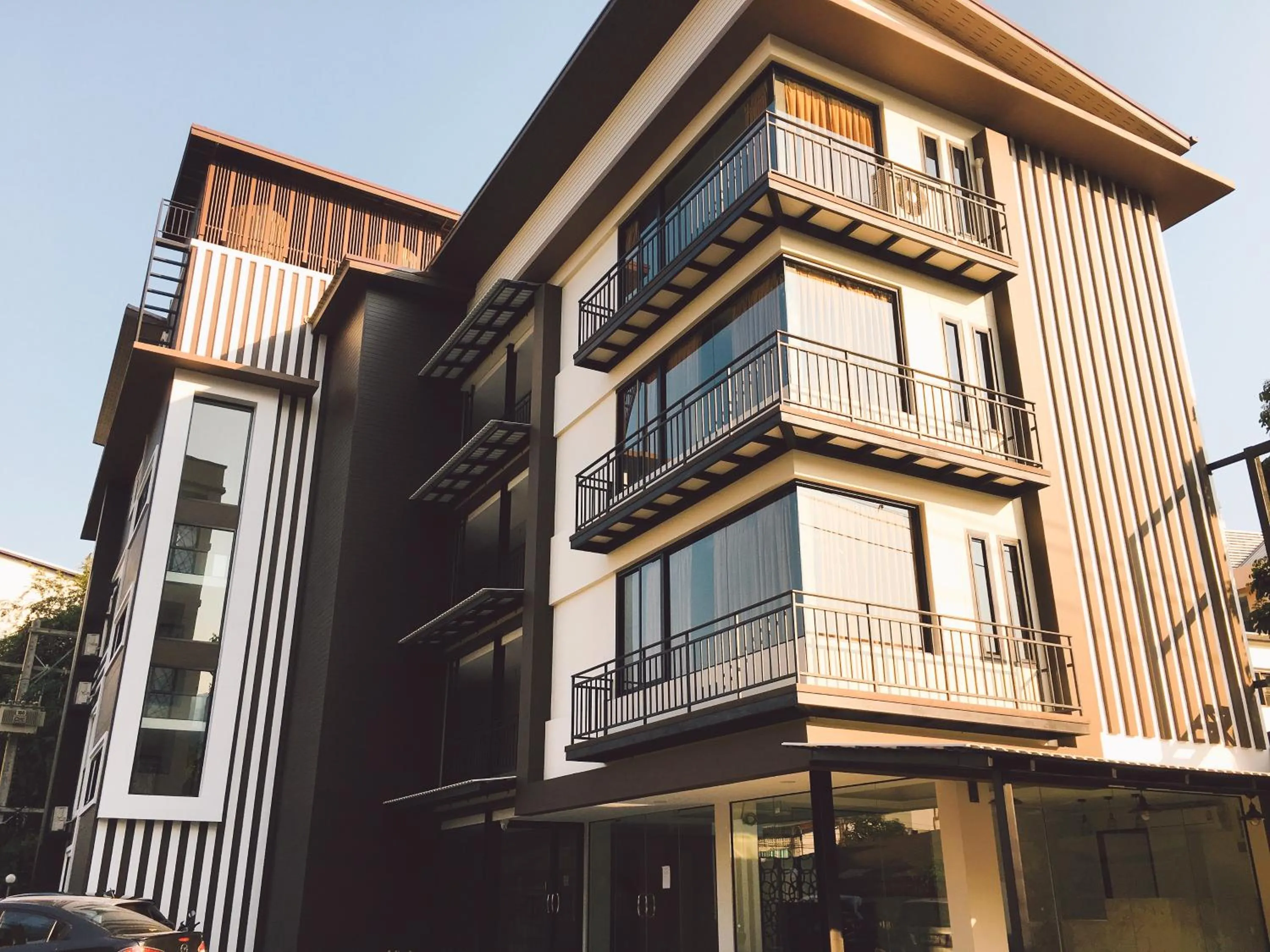 Property building in TUCK Me iN