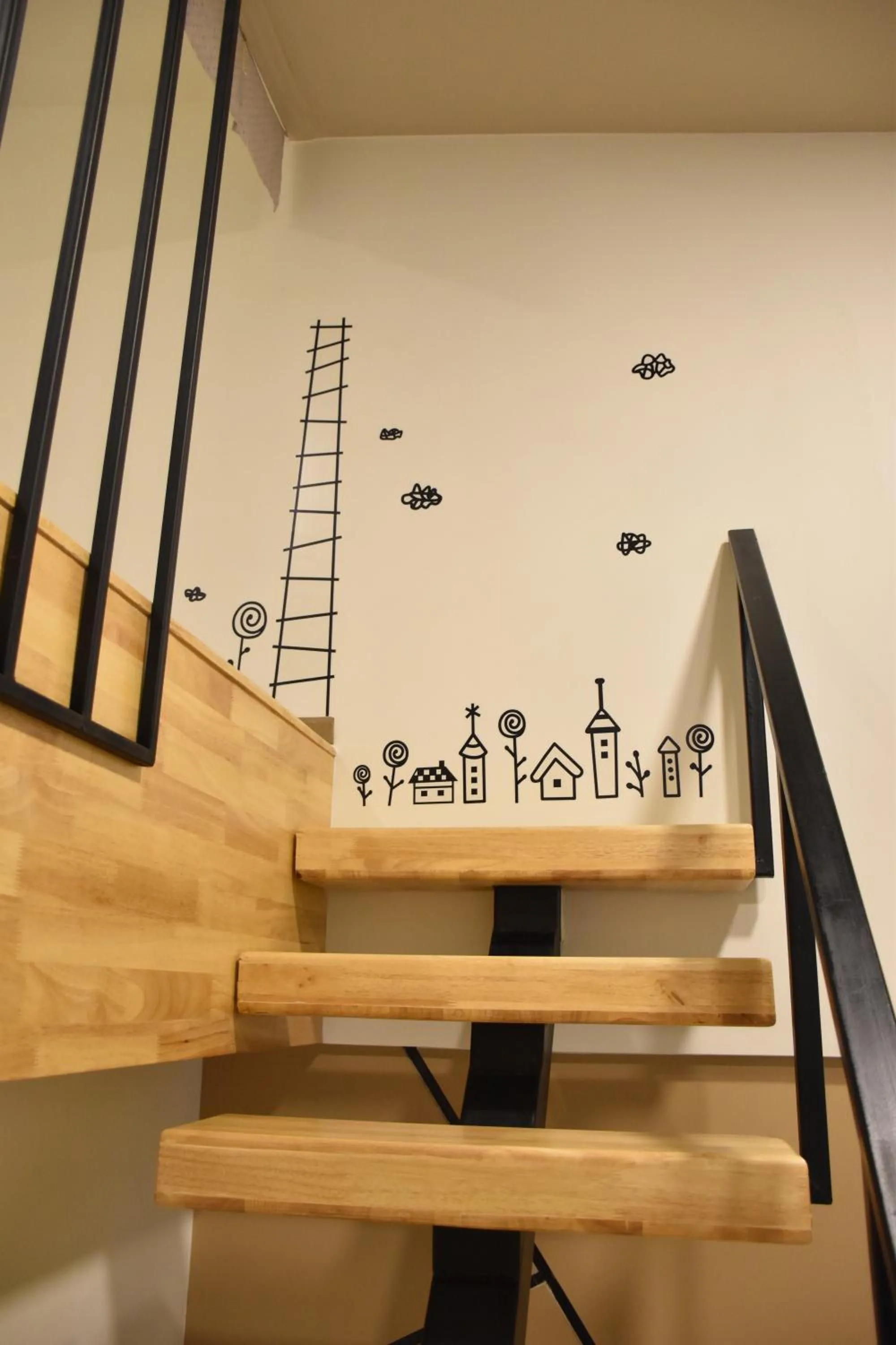 Decorative detail in TUCK Me iN