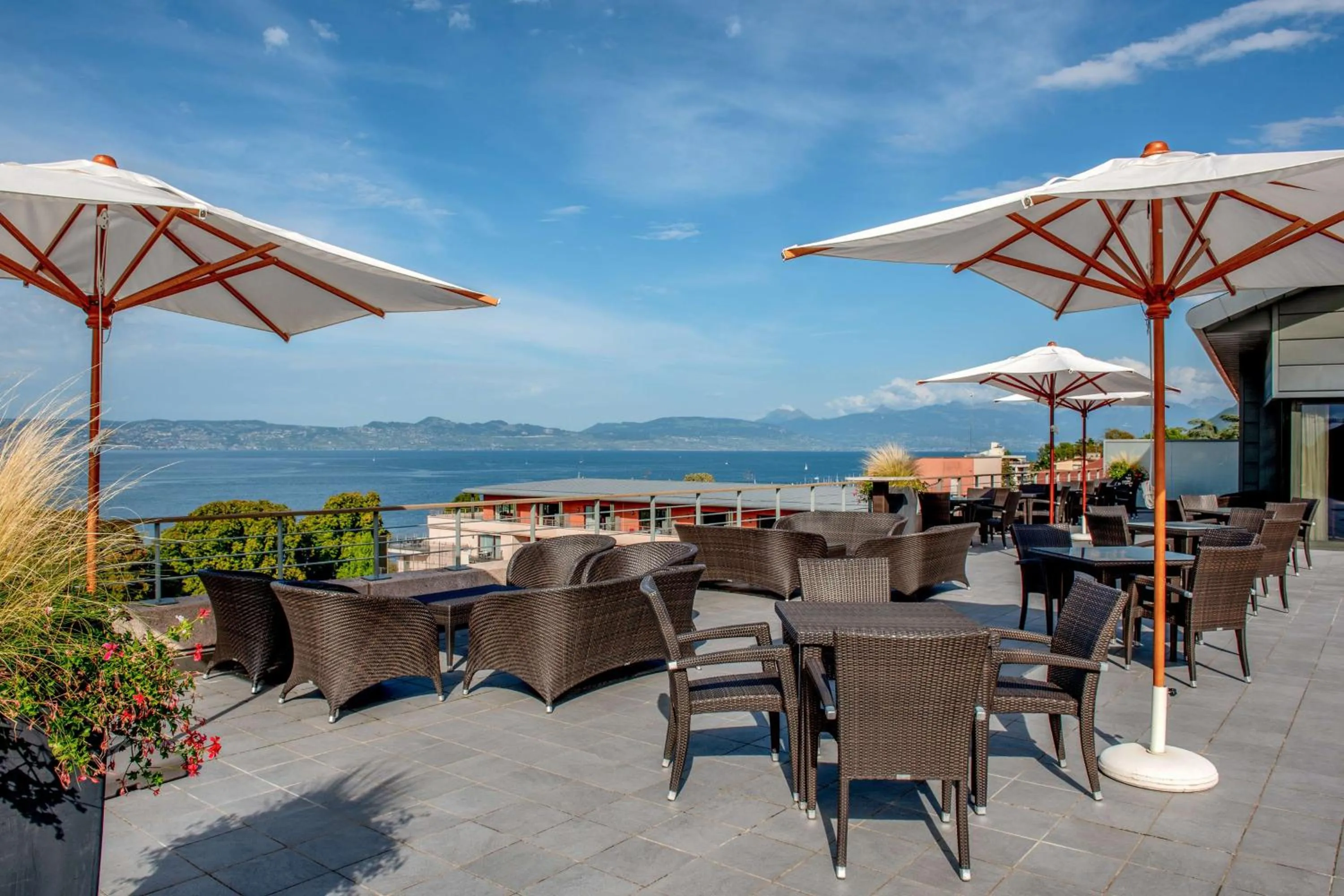 Property building in Hilton Evian Les Bains